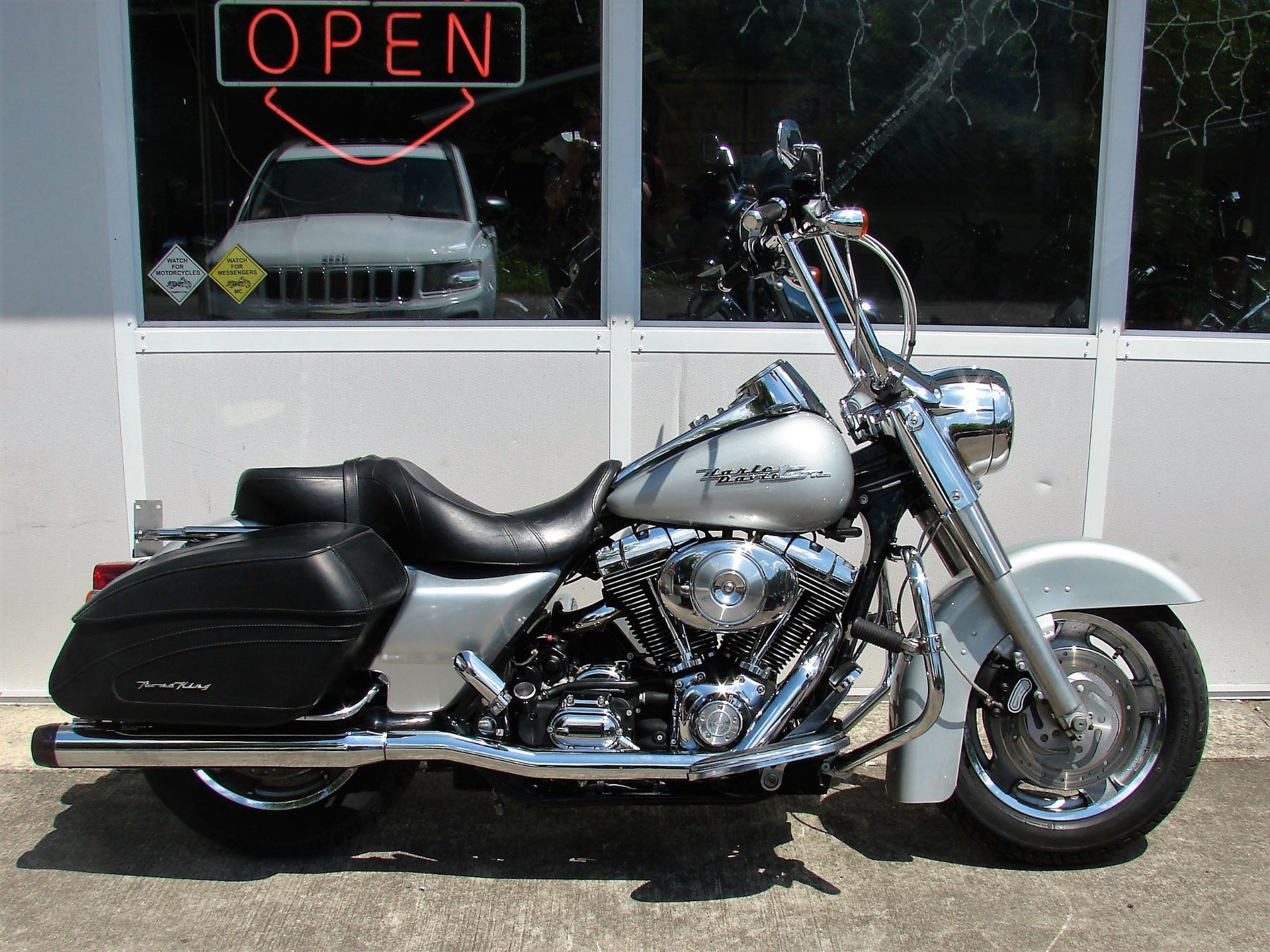 2004 Harley-Davidson FLHRS Road King in Williamstown, New Jersey - Photo 5