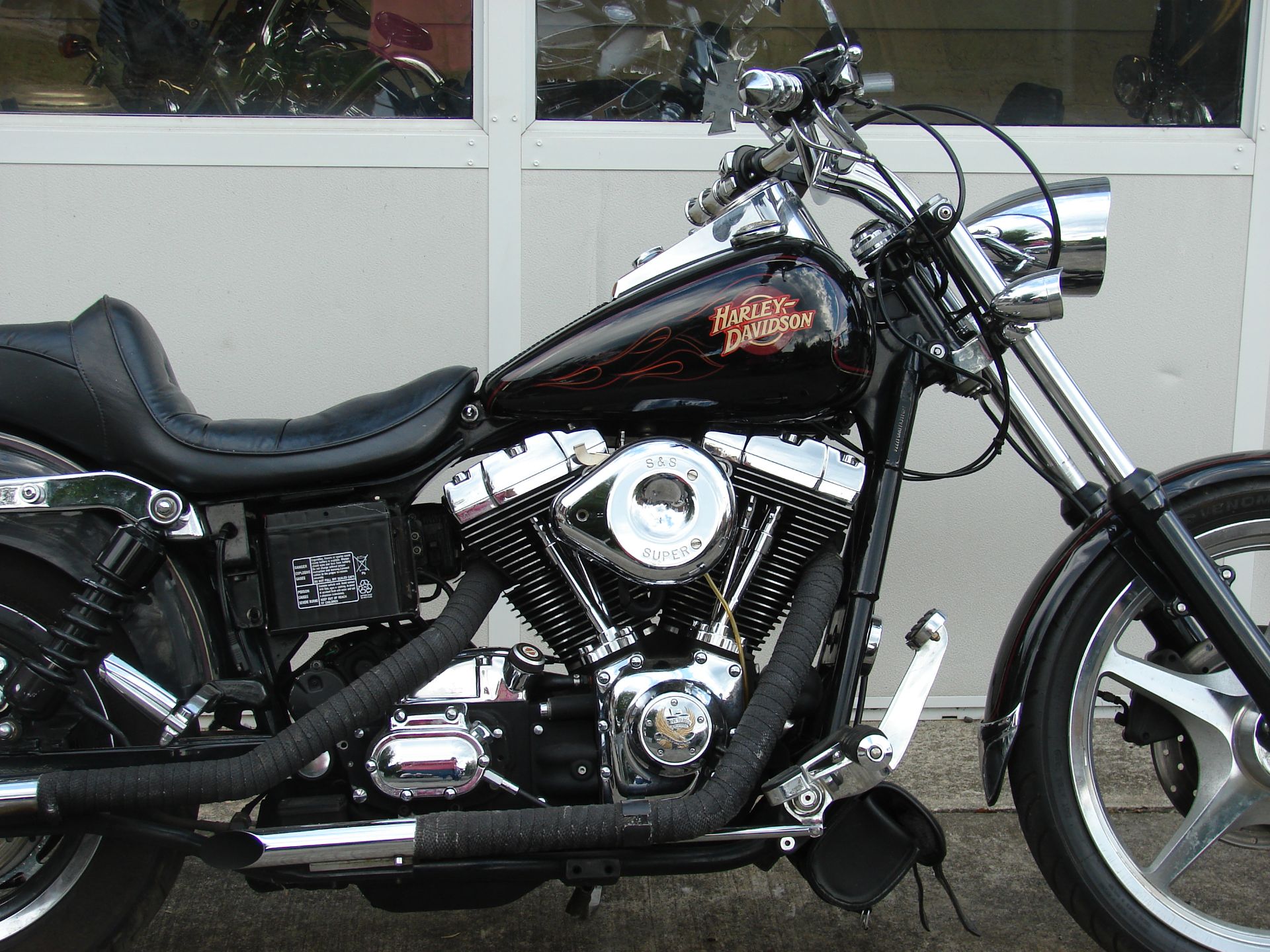 2000 Harley-Davidson FXDWG Dyna Wide Glide in Williamstown, New Jersey - Photo 2