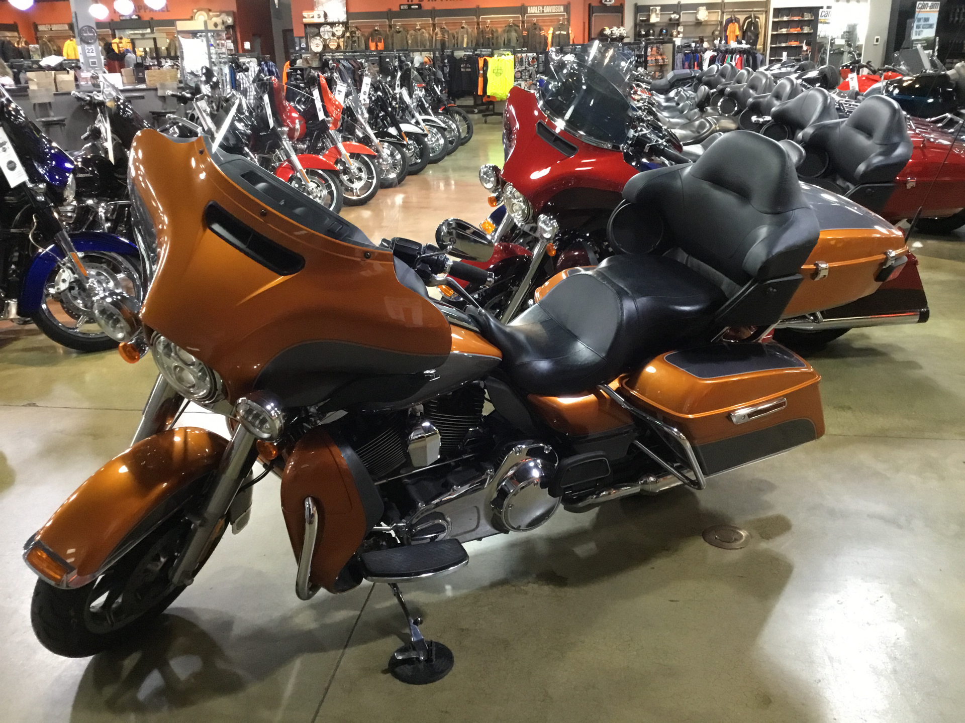 2015 Harley-Davidson Electra Glide® Ultra Classic® Low in Cedar Rapids, Iowa - Photo 3