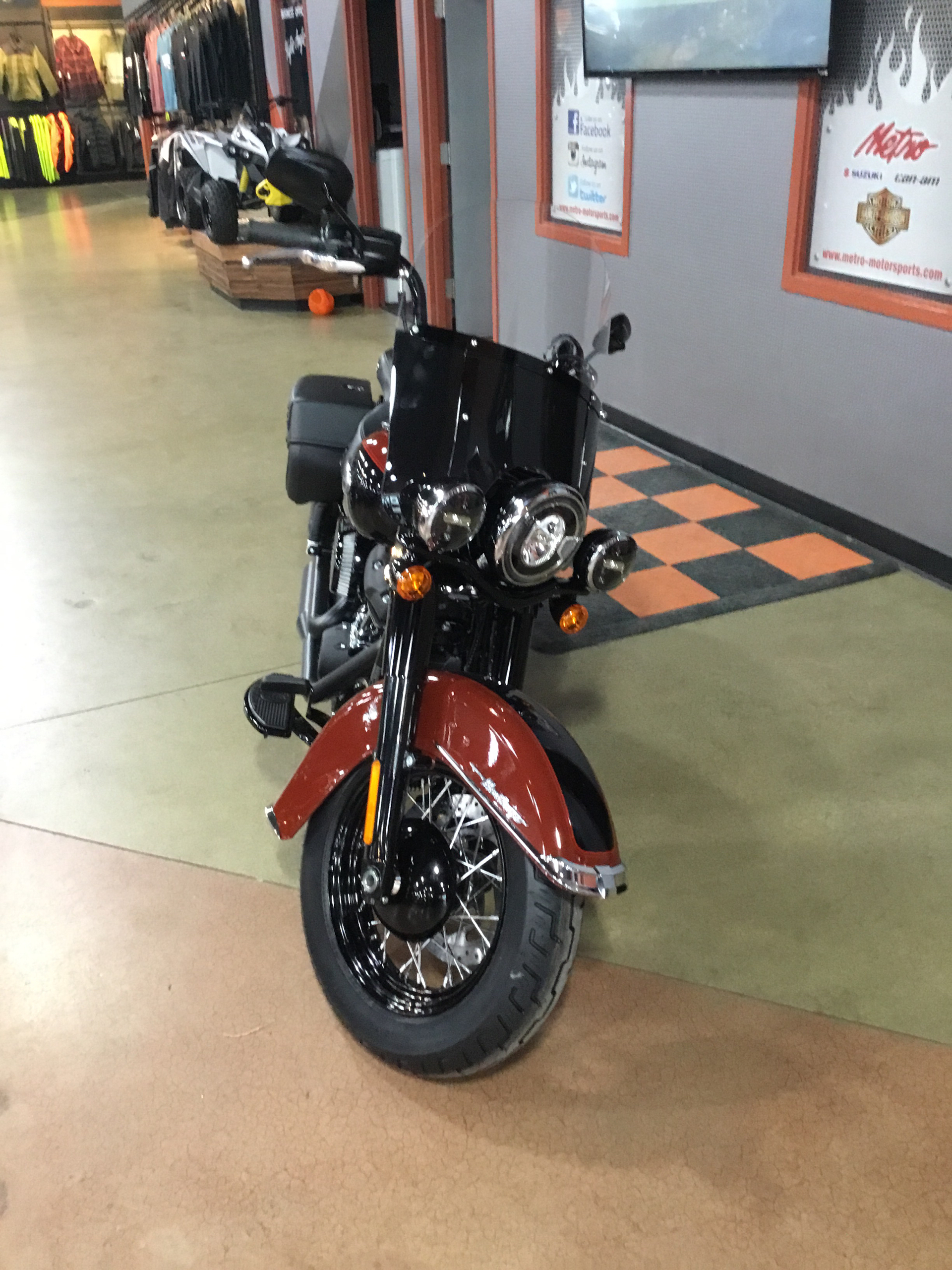 2024 Harley-Davidson Heritage Classic 114 in Cedar Rapids, Iowa - Photo 2