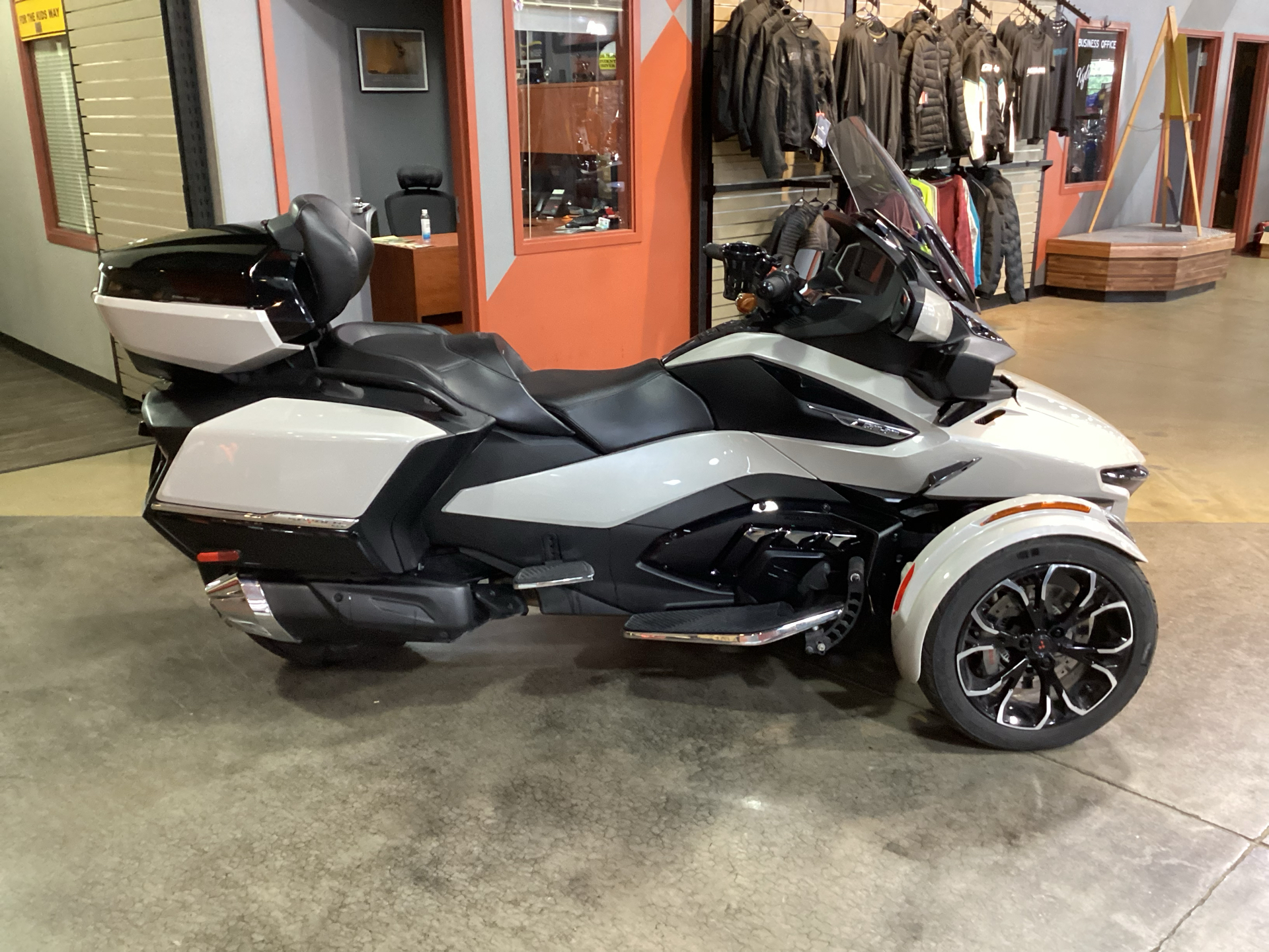 2020 Can-Am Spyder RT Limited in Cedar Rapids, Iowa - Photo 1