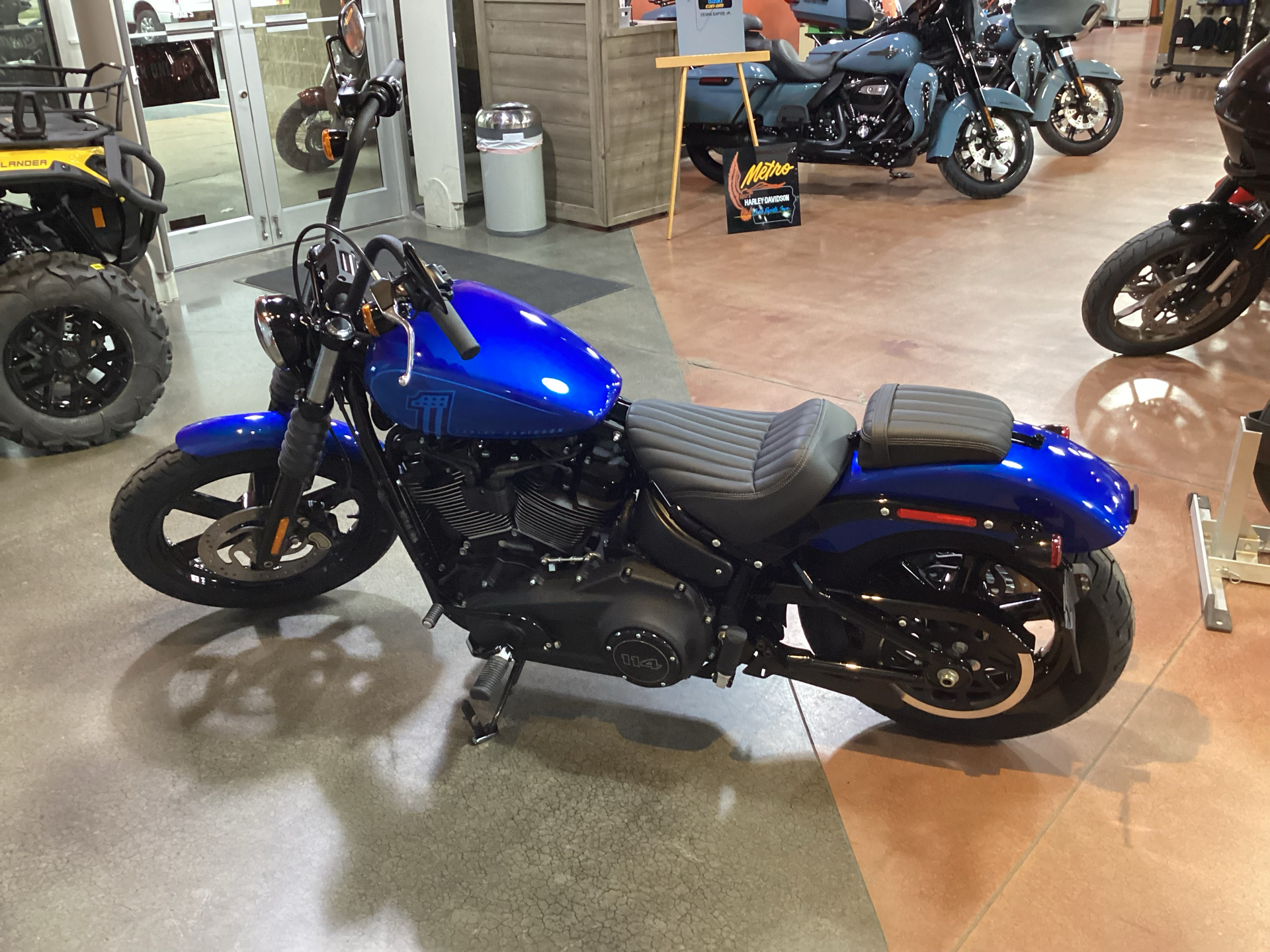 2024 Harley-Davidson Street Bob® 114 in Cedar Rapids, Iowa - Photo 3