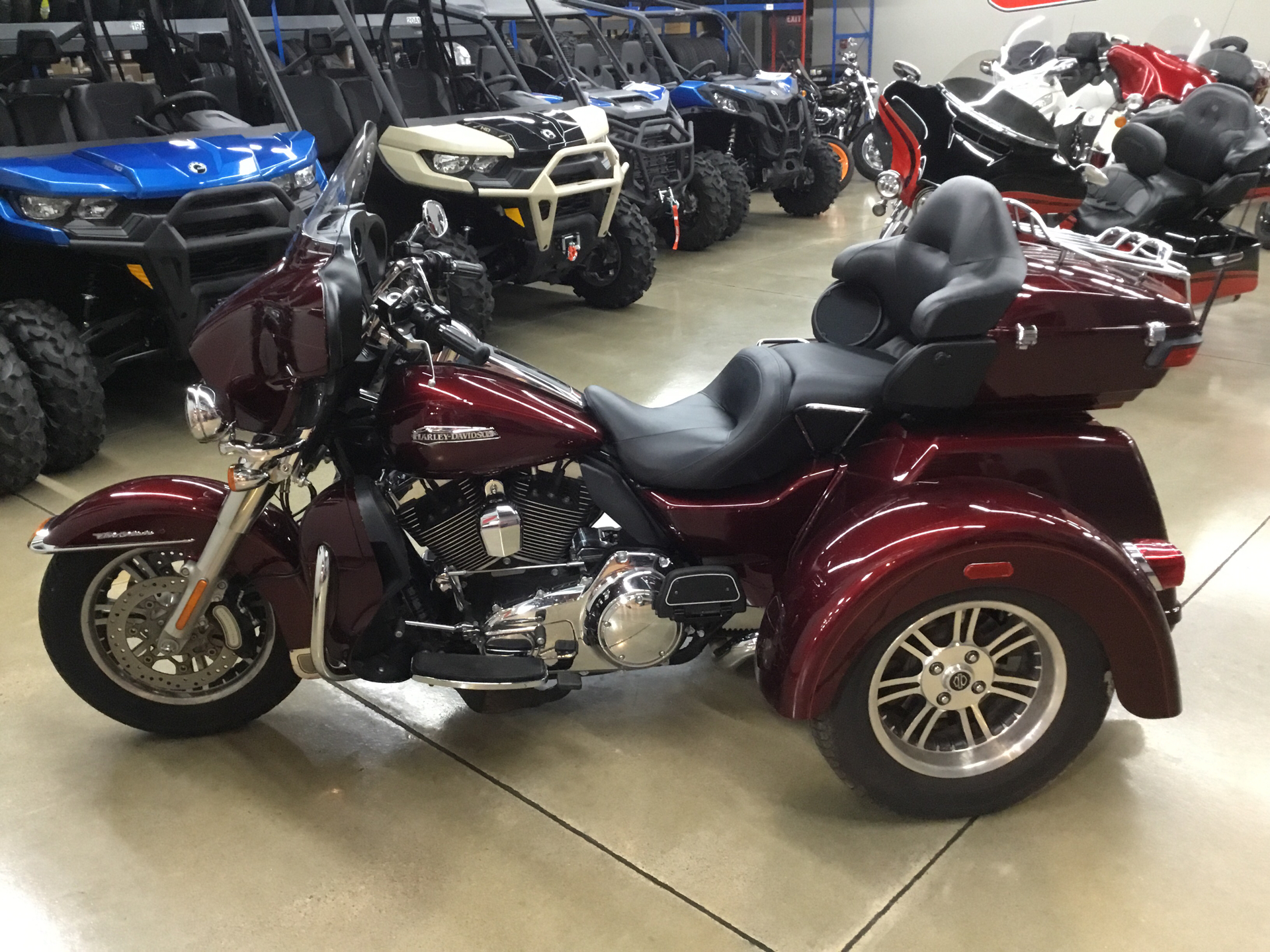 2015 Harley-Davidson Tri Glide® Ultra in Cedar Rapids, Iowa - Photo 3