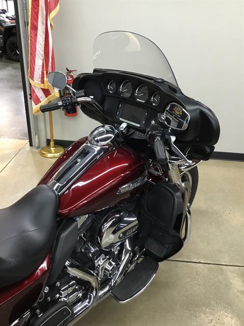 2015 Harley-Davidson Tri Glide® Ultra in Cedar Rapids, Iowa - Photo 5