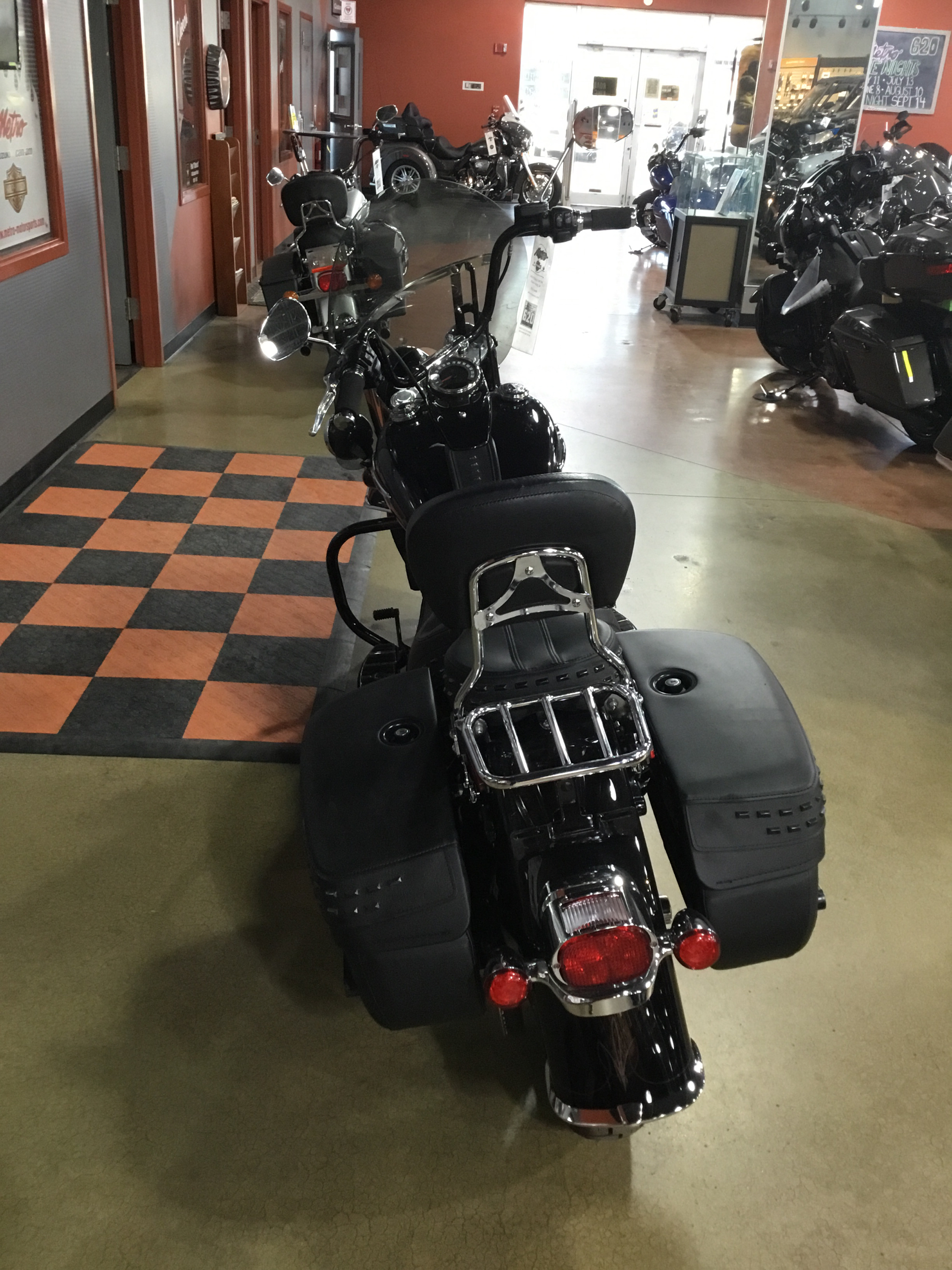 2019 Harley-Davidson Heritage Classic 114 in Cedar Rapids, Iowa - Photo 4