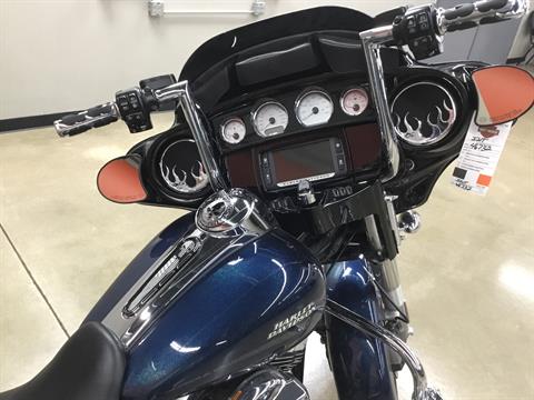 2016 Harley-Davidson Street Glide® Special in Cedar Rapids, Iowa - Photo 5