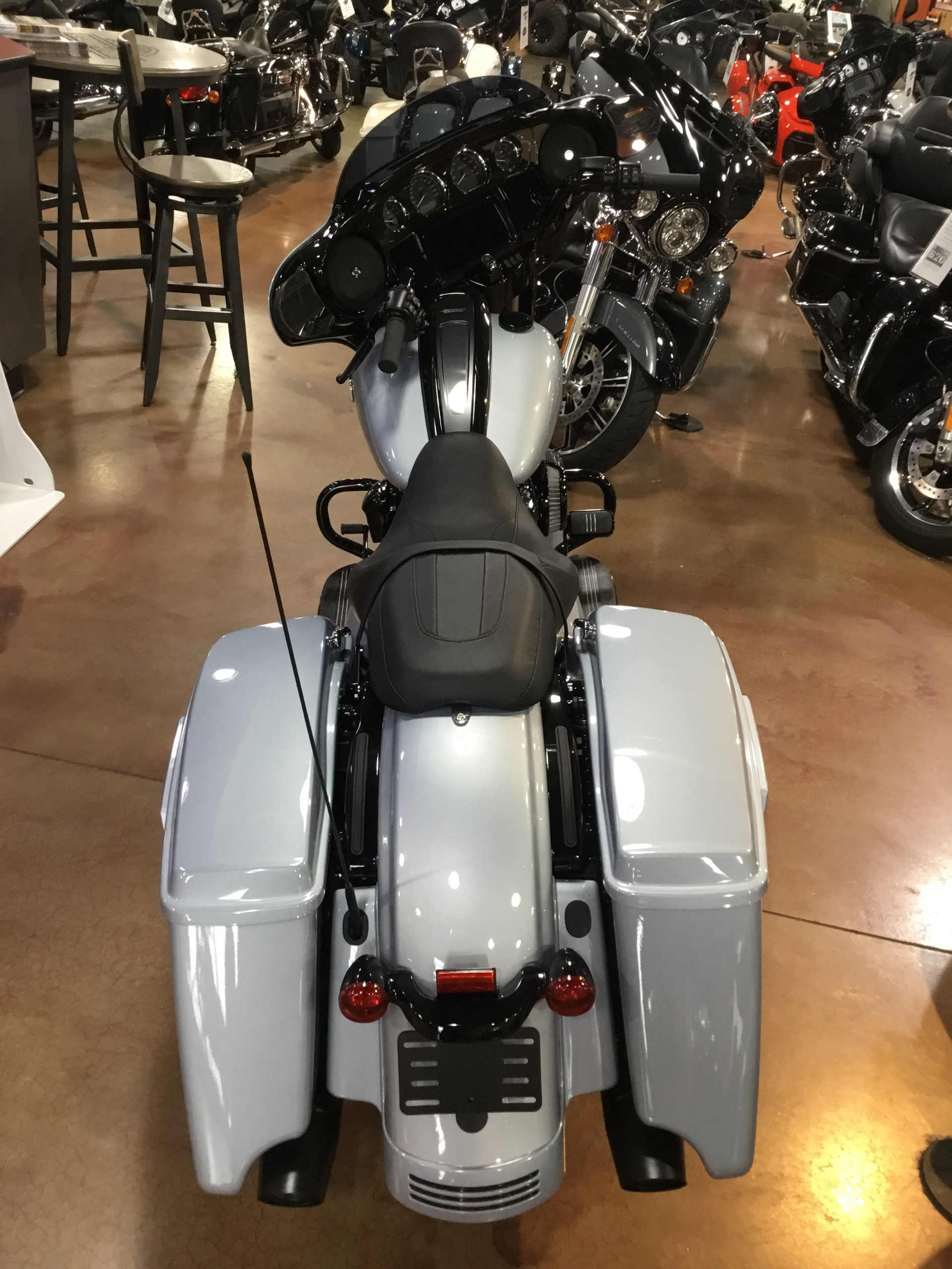 2023 Harley-Davidson Street Glide® Special in Cedar Rapids, Iowa - Photo 4