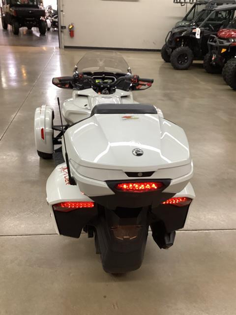 2019 Can-Am Spyder F3 Limited in Cedar Rapids, Iowa - Photo 4