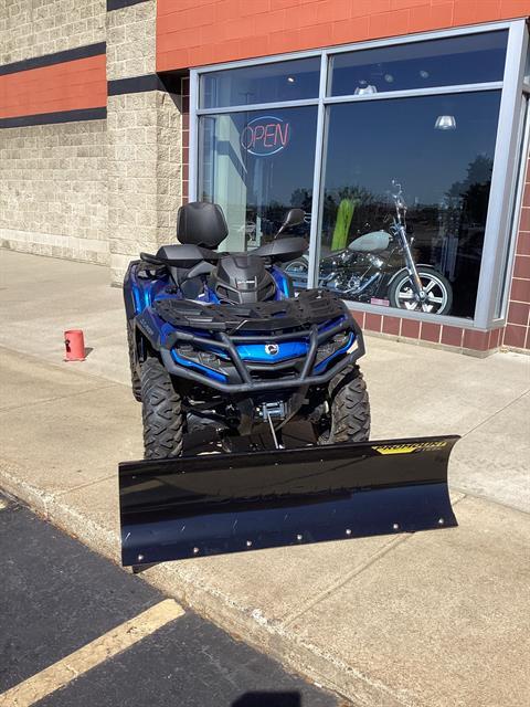 2023 Can-Am Outlander MAX XT 1000R in Cedar Rapids, Iowa - Photo 2