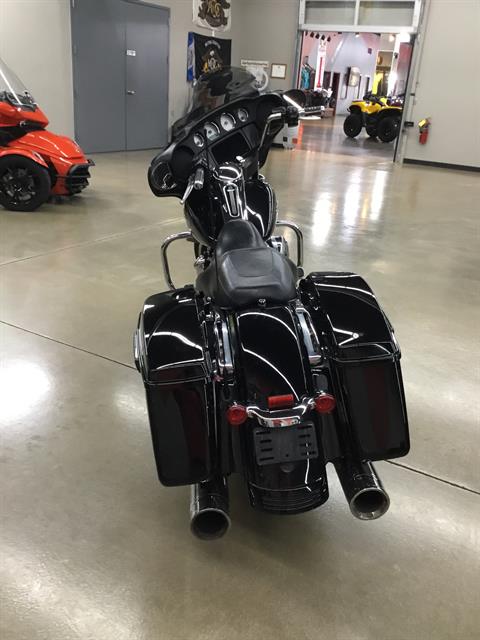 2019 Harley-Davidson Street Glide® in Cedar Rapids, Iowa - Photo 4