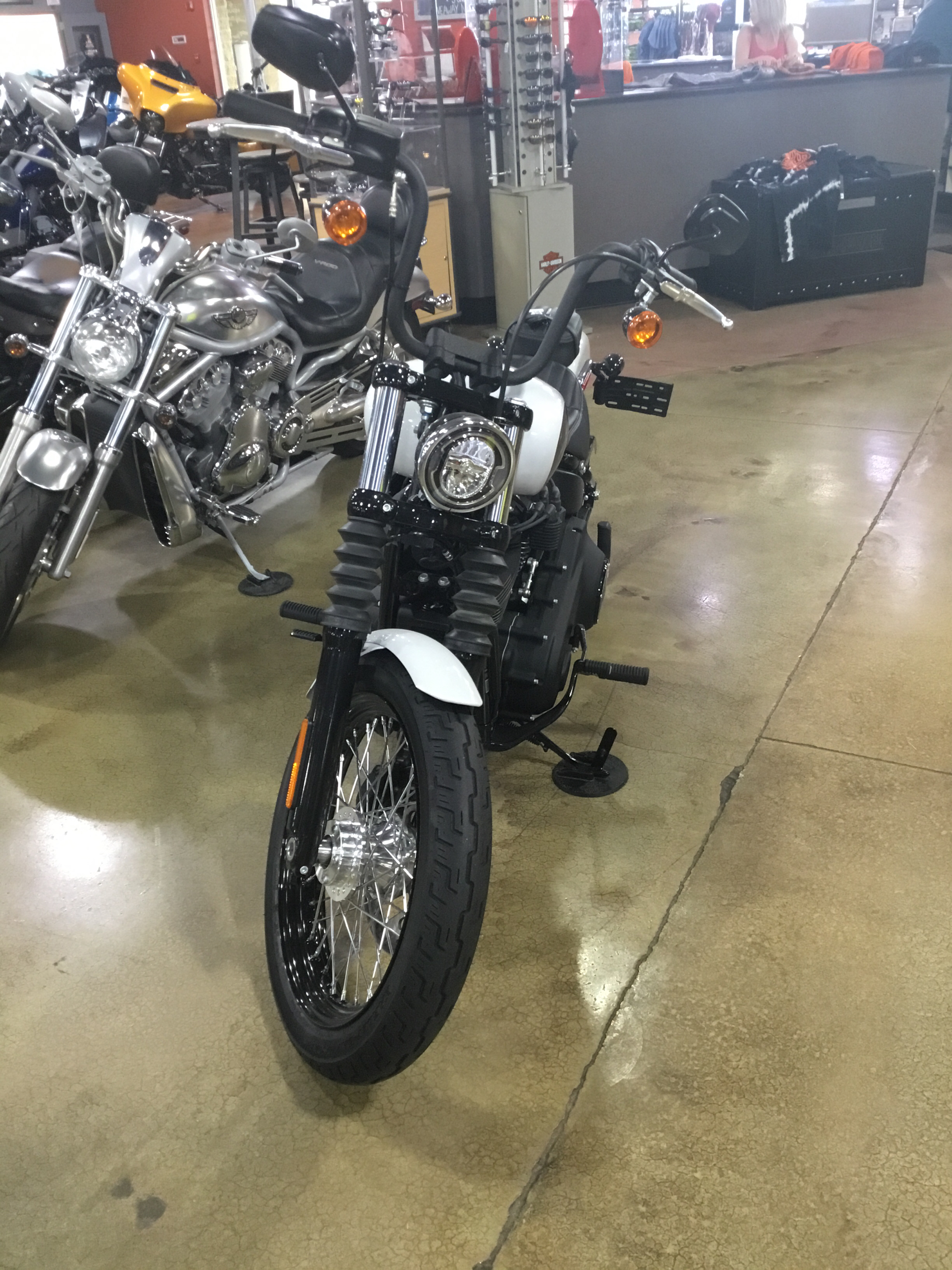 2021 Harley-Davidson Street Bob® 114 in Cedar Rapids, Iowa - Photo 2