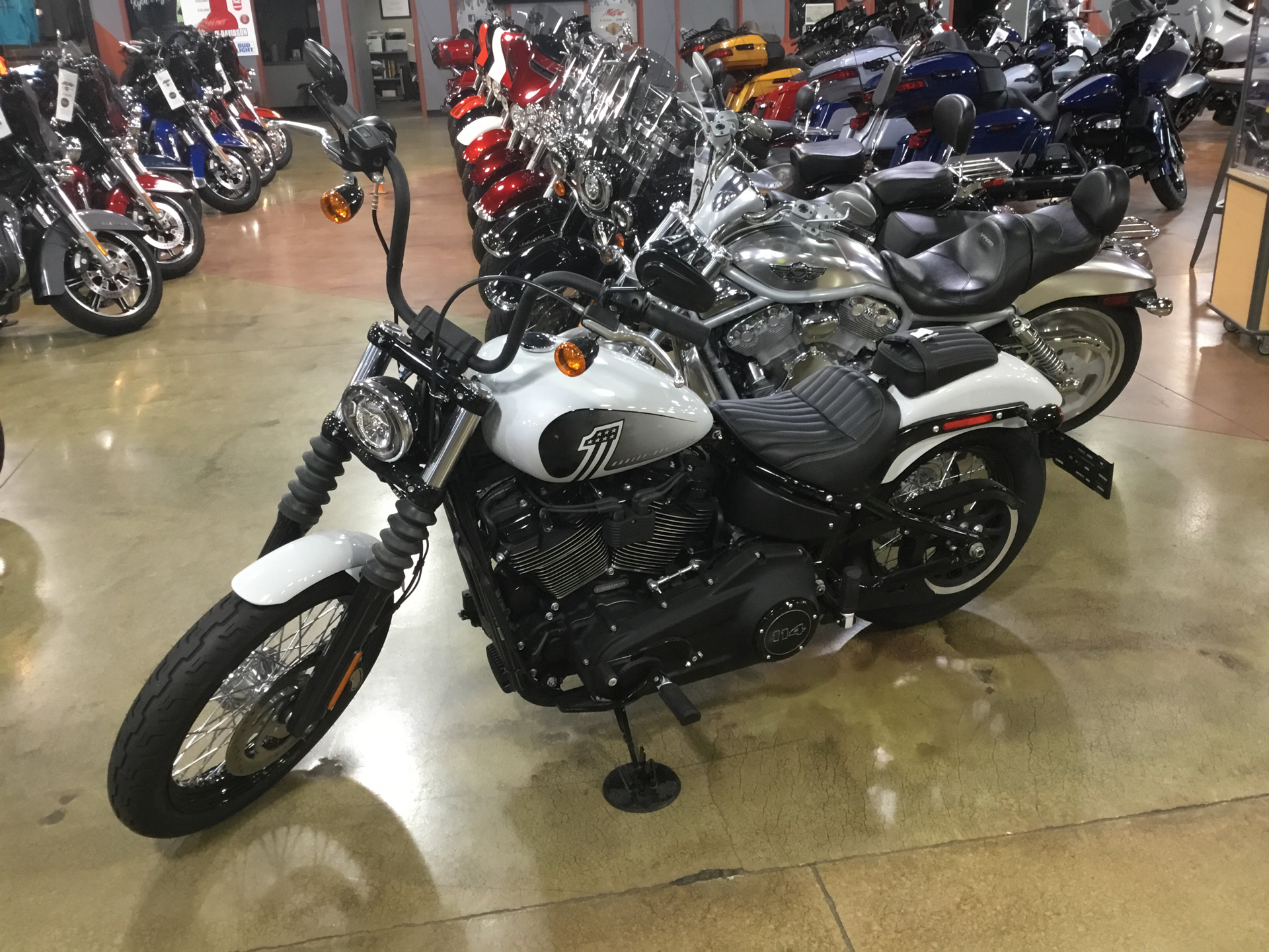 2021 Harley-Davidson Street Bob® 114 in Cedar Rapids, Iowa - Photo 3