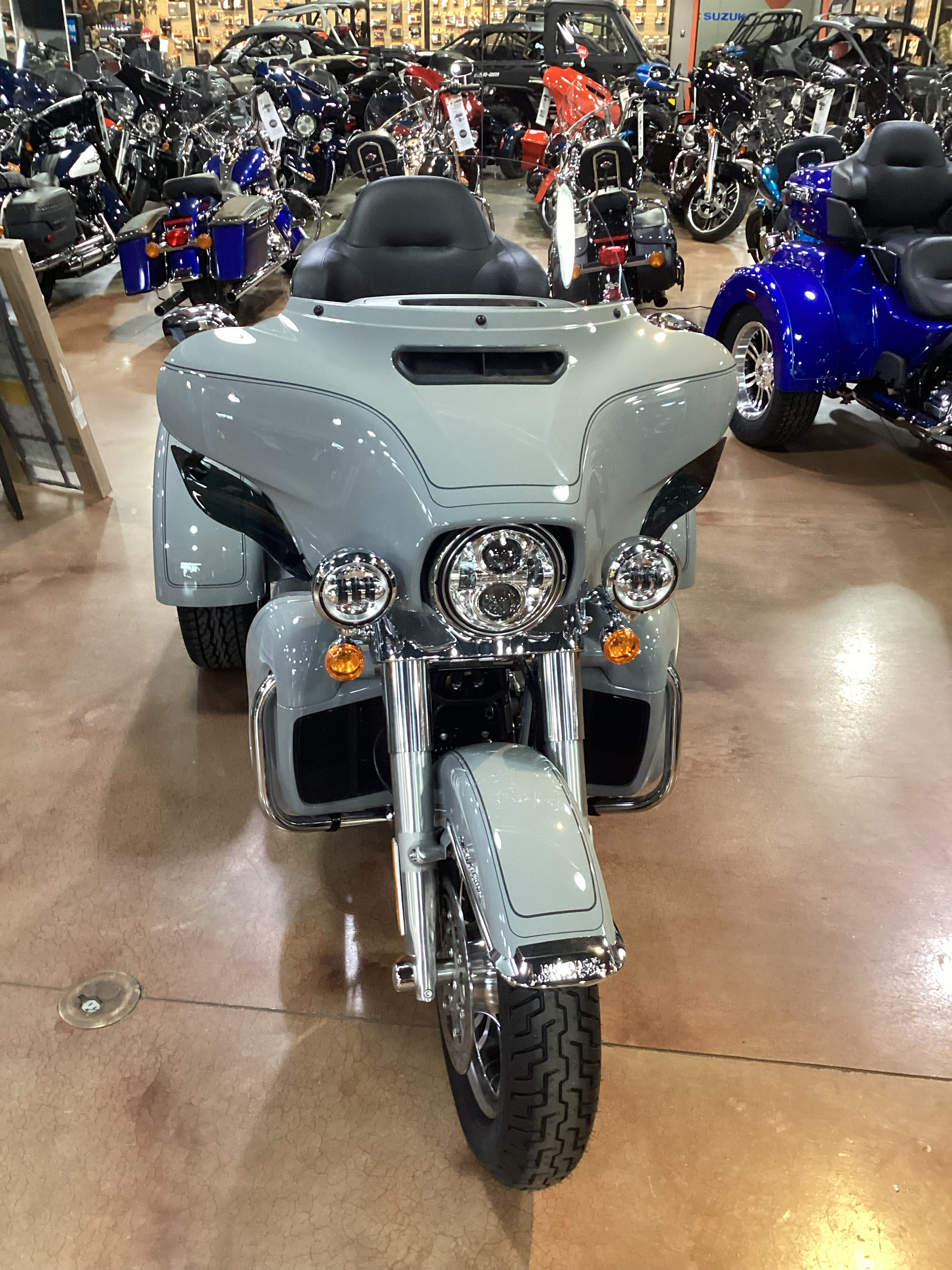 2024 Harley-Davidson Tri Glide® Ultra in Cedar Rapids, Iowa - Photo 2