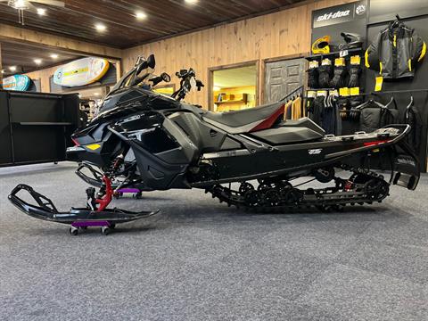 2025 Ski-Doo Renegade Adrenaline w/ Enduro Package 900 ACE ES Ice Ripper XT 1.25 w/ 10.25 in. Touchscreen in Epsom, New Hampshire - Photo 4