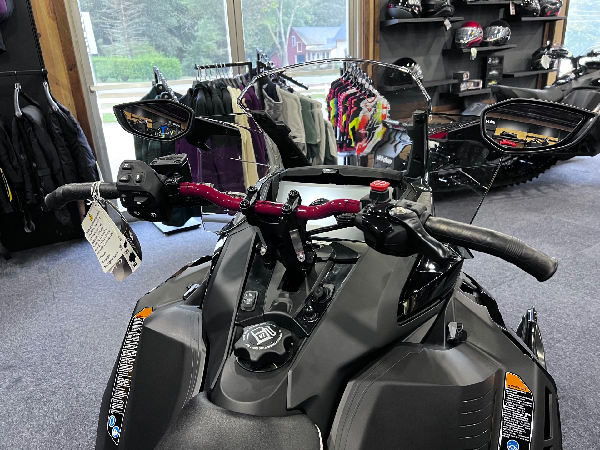 2025 Ski-Doo Renegade Adrenaline w/ Enduro Package 900 ACE ES Ice Ripper XT 1.25 w/ 10.25 in. Touchscreen in Epsom, New Hampshire - Photo 7