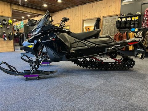 2022 Ski-Doo Renegade X 850 E-TEC ES w/ Adj. Pkg. Ice Ripper XT 1.5 in Epsom, New Hampshire - Photo 4