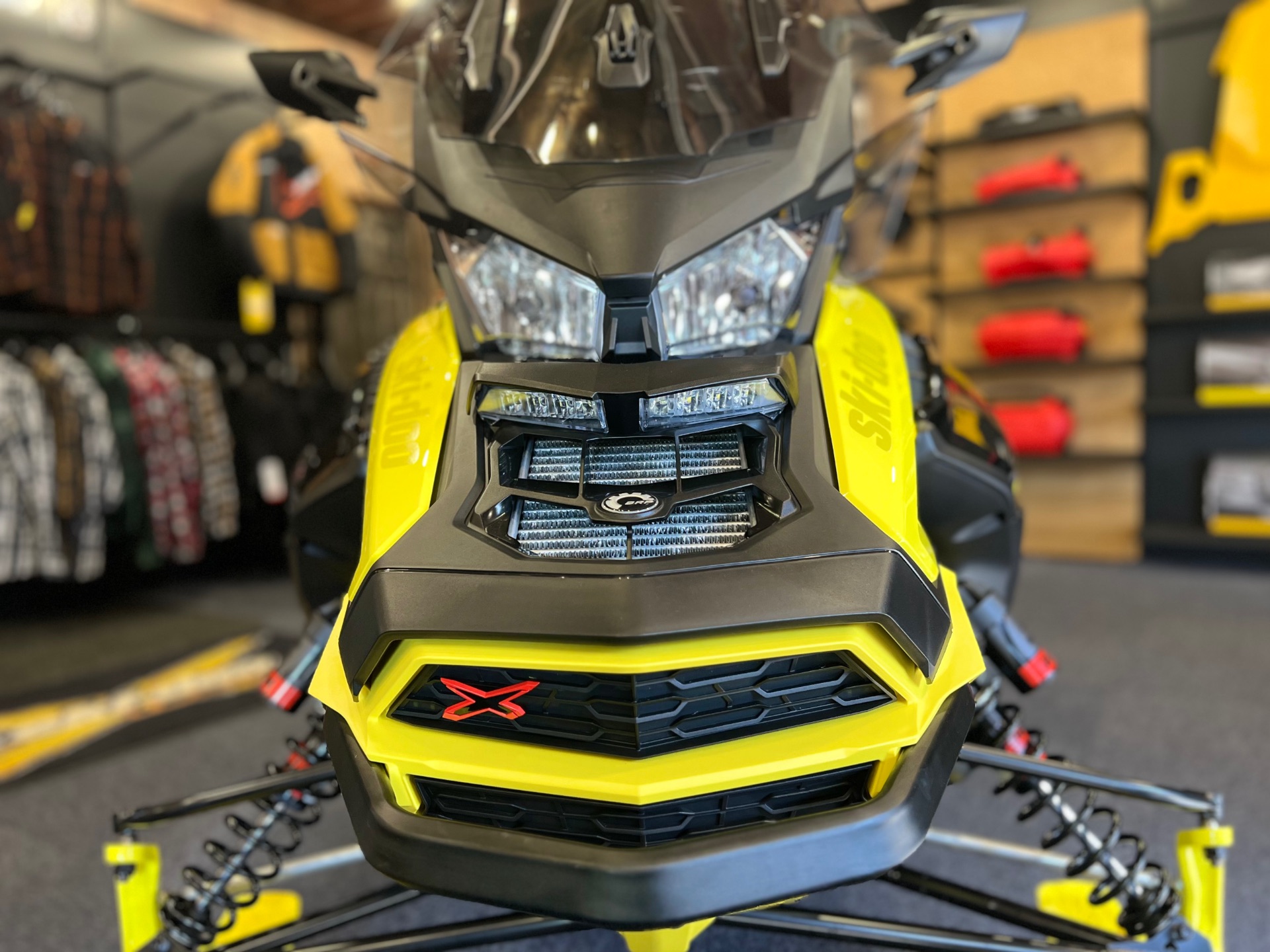 2022 Ski-Doo Renegade X-RS 900 ACE Turbo R ES w/ Smart-Shox, Ice Ripper XT 1.5 in Epsom, New Hampshire - Photo 8