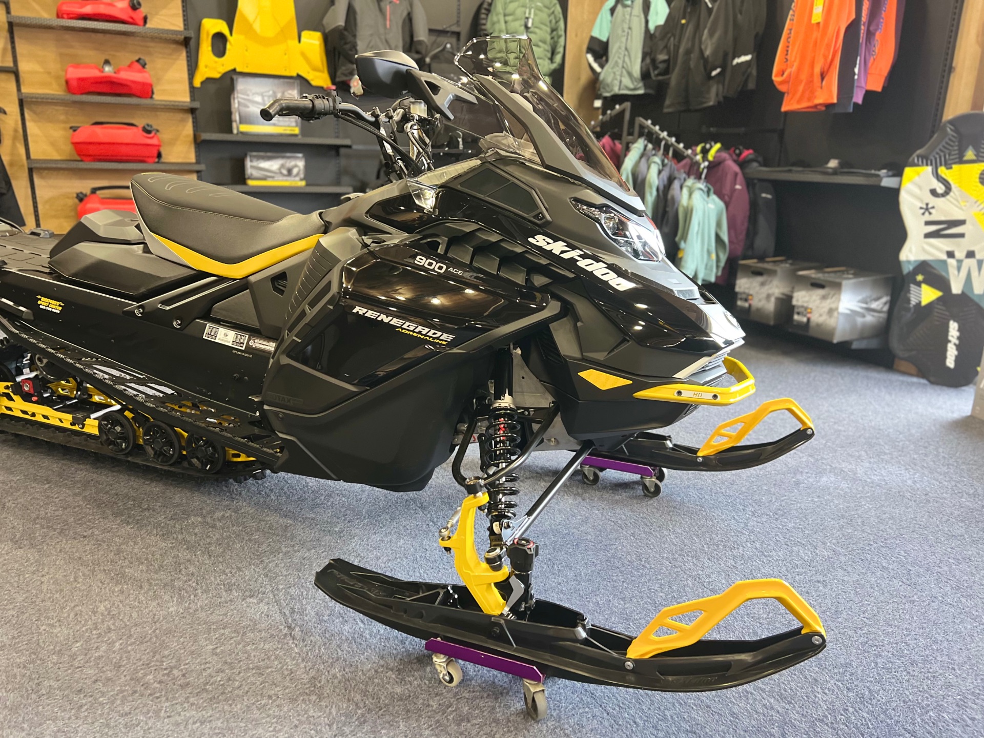 2024 Ski-Doo Renegade Adrenaline with Enduro Package 900 ACE ES Ice Ripper XT 1.25 in Epsom, New Hampshire - Photo 4