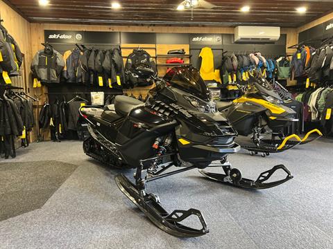 2025 Ski-Doo Renegade X-RS 900 ACE Turbo R ES Ice Ripper XT 1.5 Smart-Shox w/ 10.25 in. Touchscreen in Epsom, New Hampshire