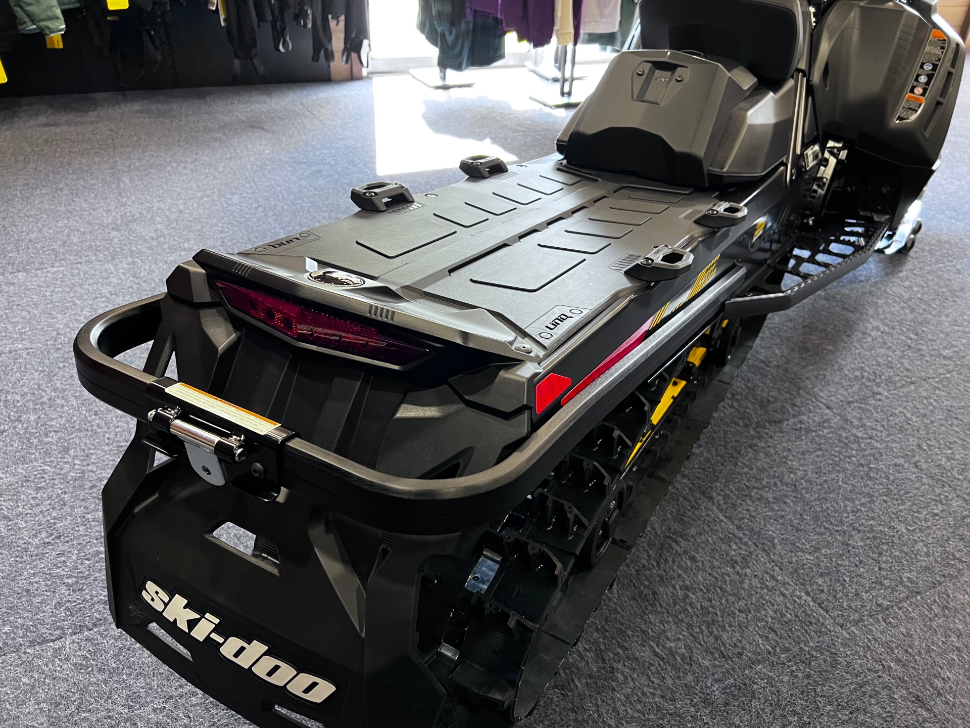 2025 Ski-Doo Tundra LE 600 EFI ES Charger 1.5 in Epsom, New Hampshire - Photo 7