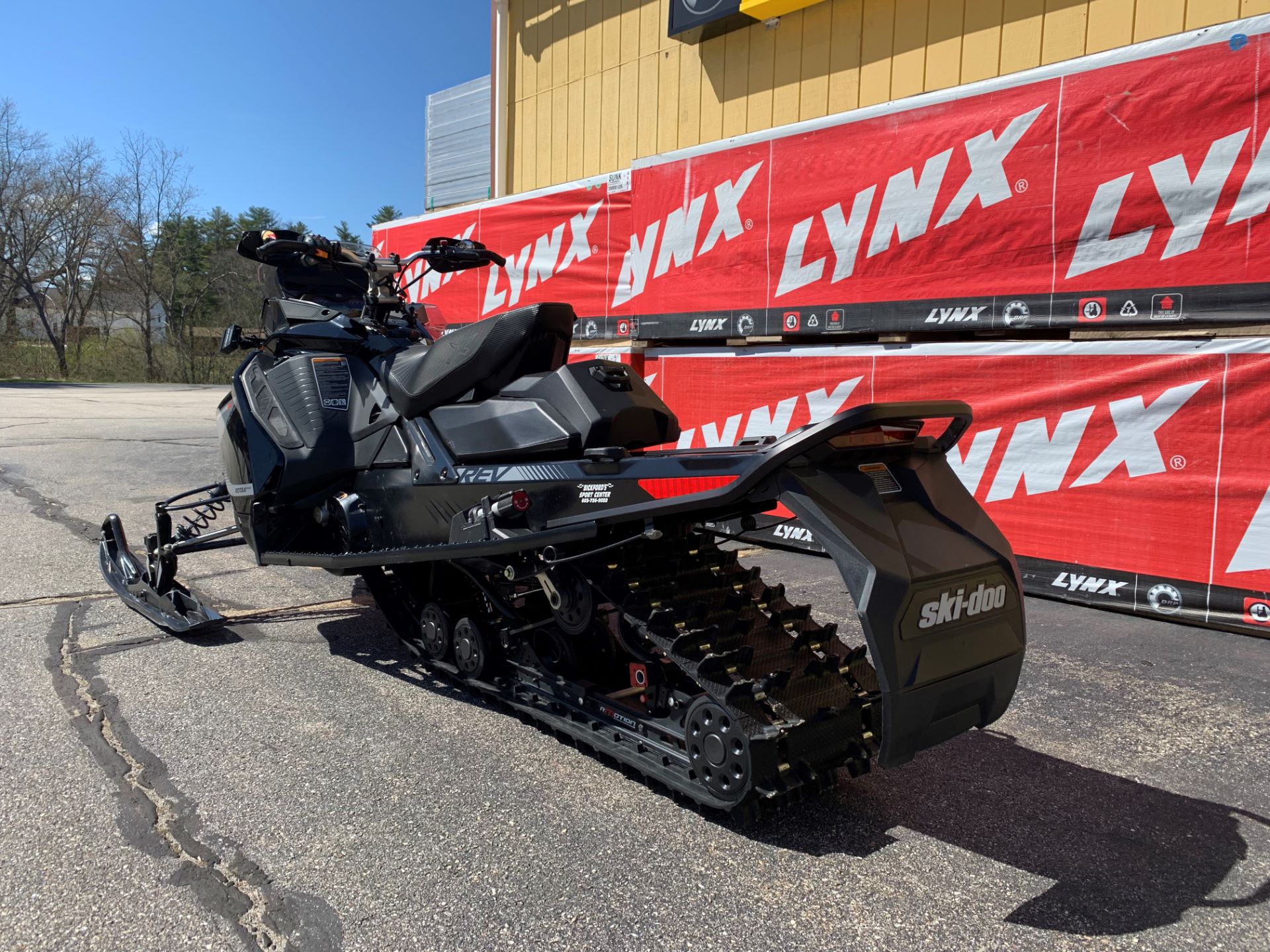 2019 Ski-Doo Renegade X 600R E-TEC Ice Cobra 1.6 w/Adj. Pkg. in Epsom, New Hampshire - Photo 5