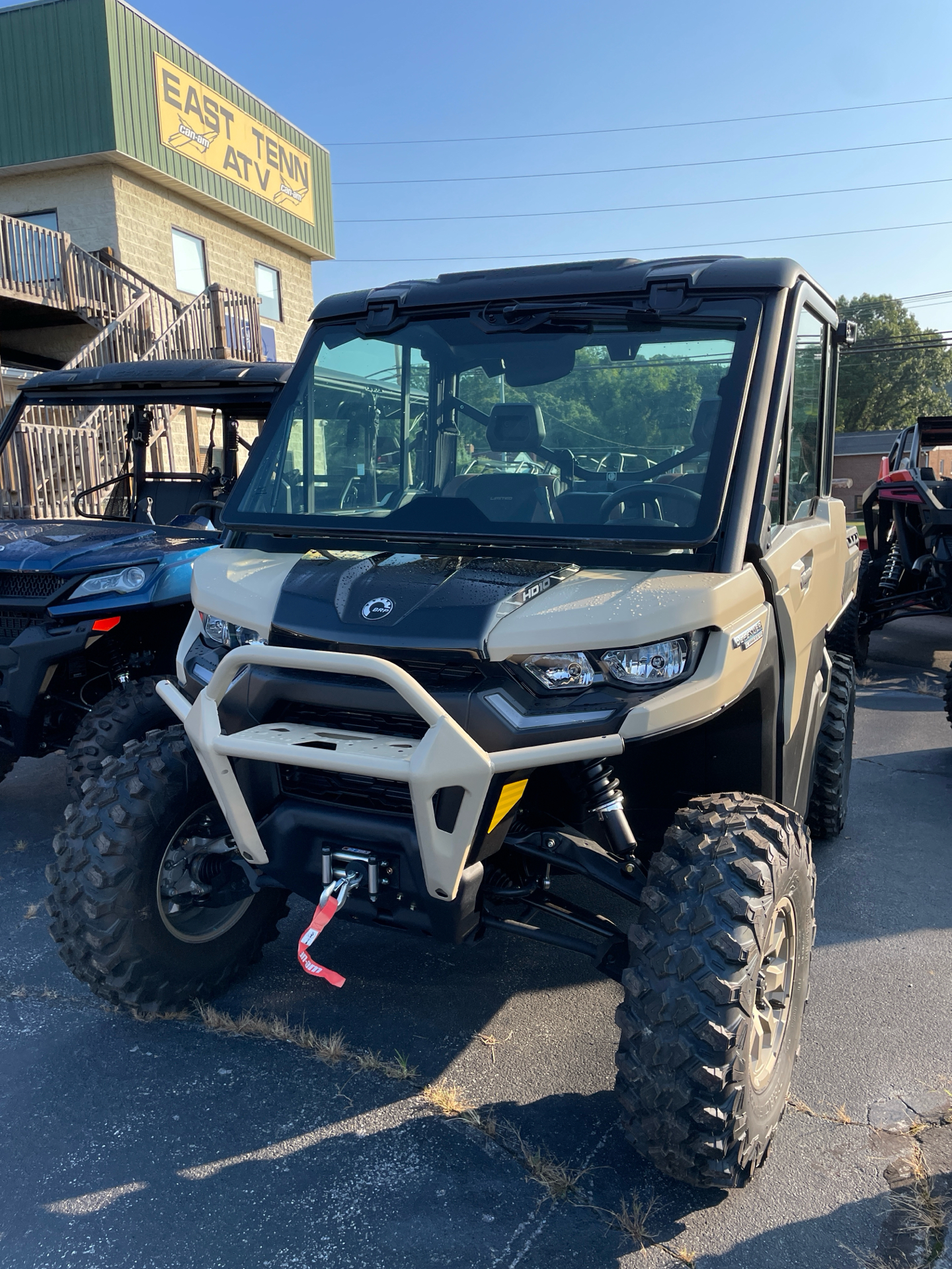 2024 Can-Am Defender Limited in Elizabethton, Tennessee - Photo 1