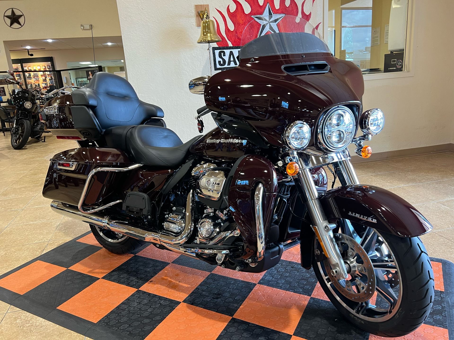2021 Harley-Davidson Ultra Limited in Pasadena, Texas - Photo 2