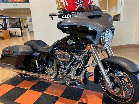 2021 Harley-Davidson Street Glide® Special in Pasadena, Texas - Photo 2