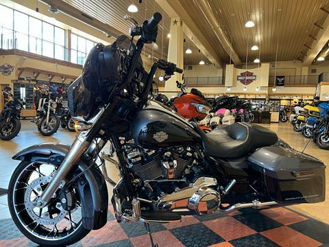 2021 Harley-Davidson Street Glide® Special in Pasadena, Texas - Photo 4