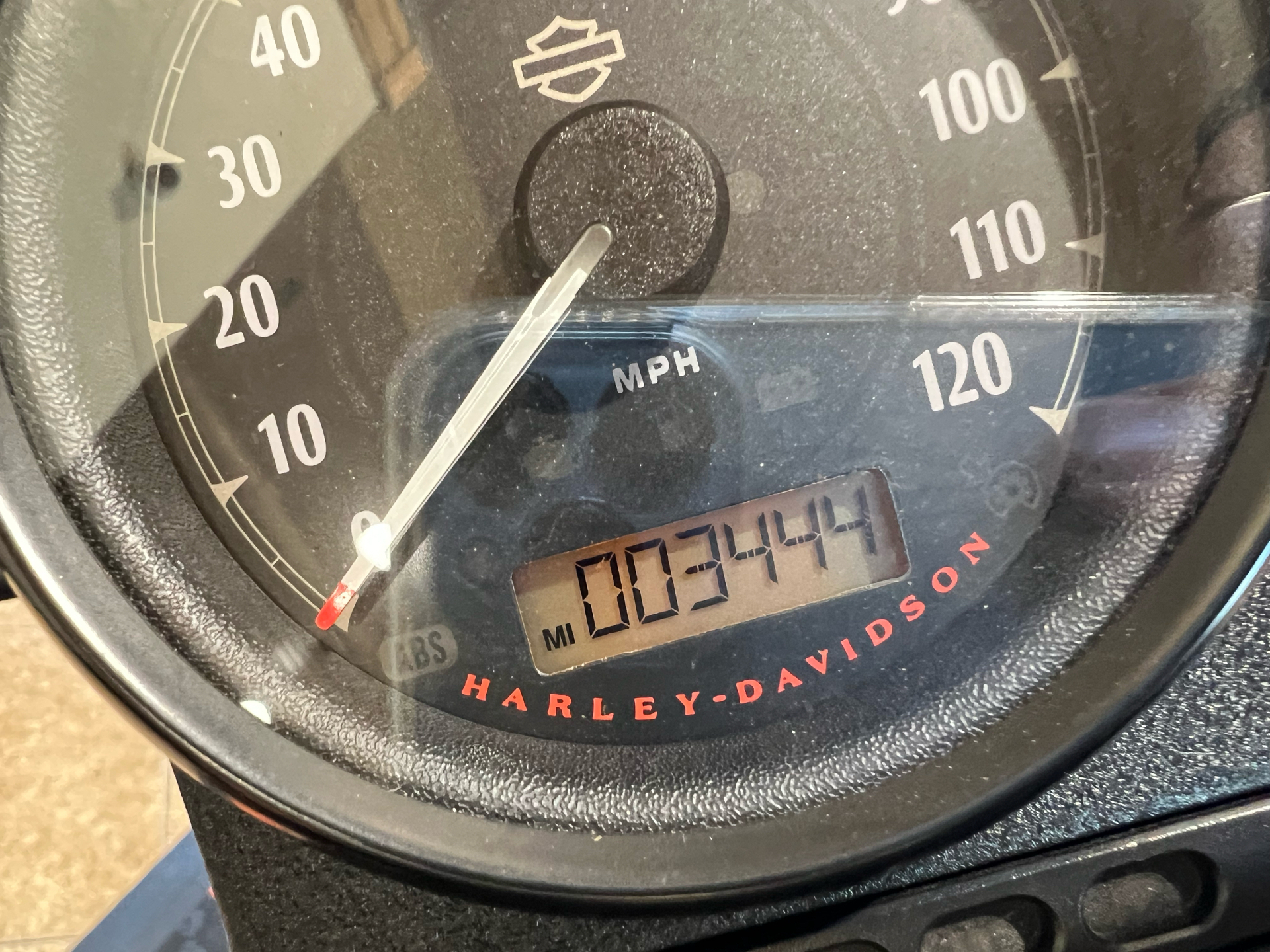 2020 Harley-Davidson Iron 883™ in Pasadena, Texas - Photo 5