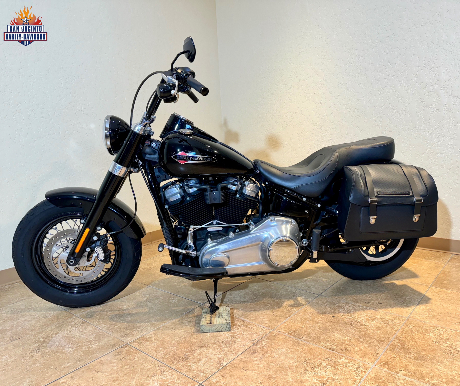 2021 Harley-Davidson Softail Slim® in Pasadena, Texas - Photo 5