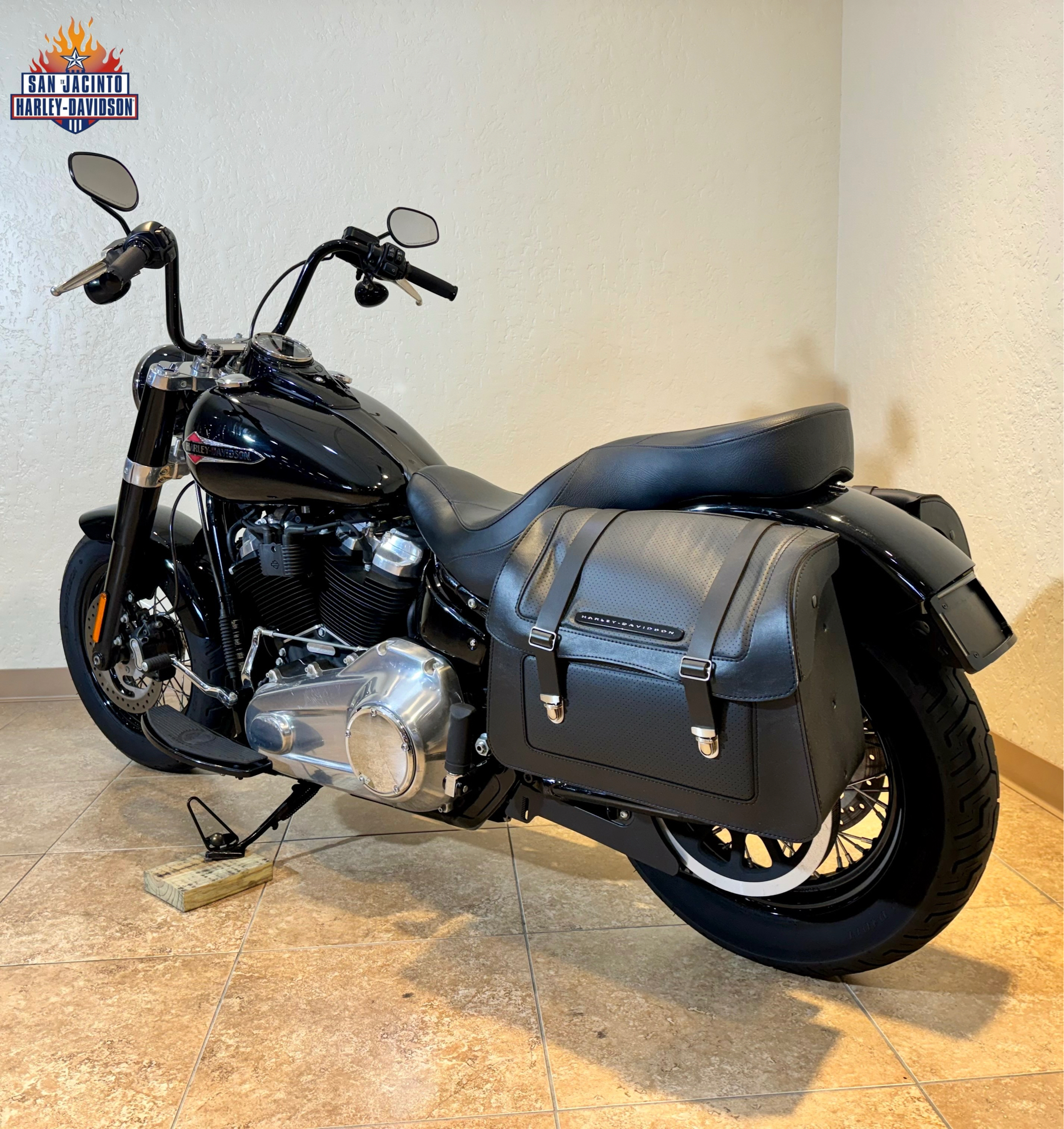2021 Harley-Davidson Softail Slim® in Pasadena, Texas - Photo 6