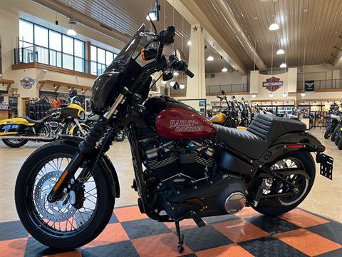 2020 Harley-Davidson Street Bob® in Pasadena, Texas - Photo 4