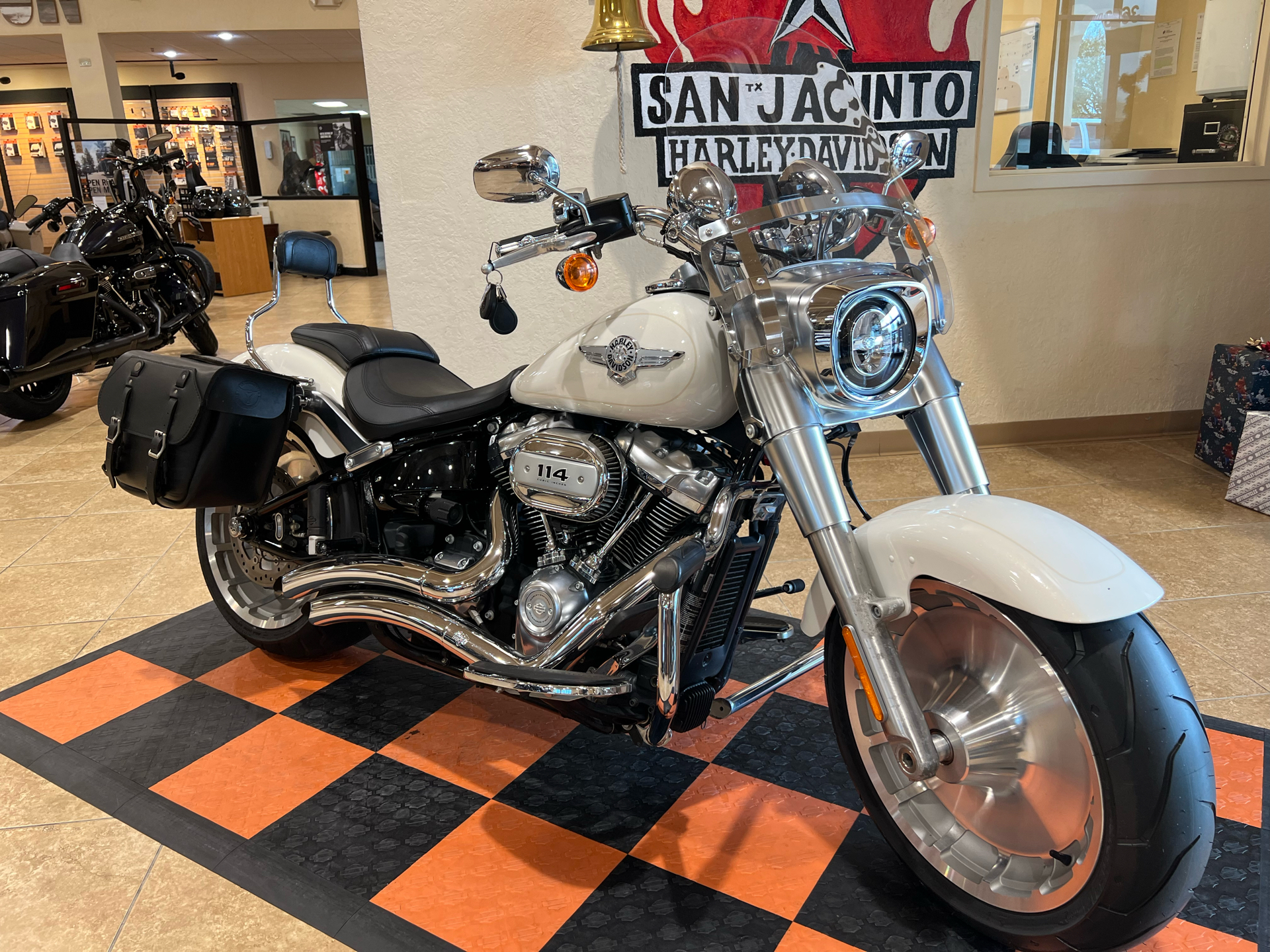 2018 Harley-Davidson Fat Boy® 114 in Pasadena, Texas - Photo 2
