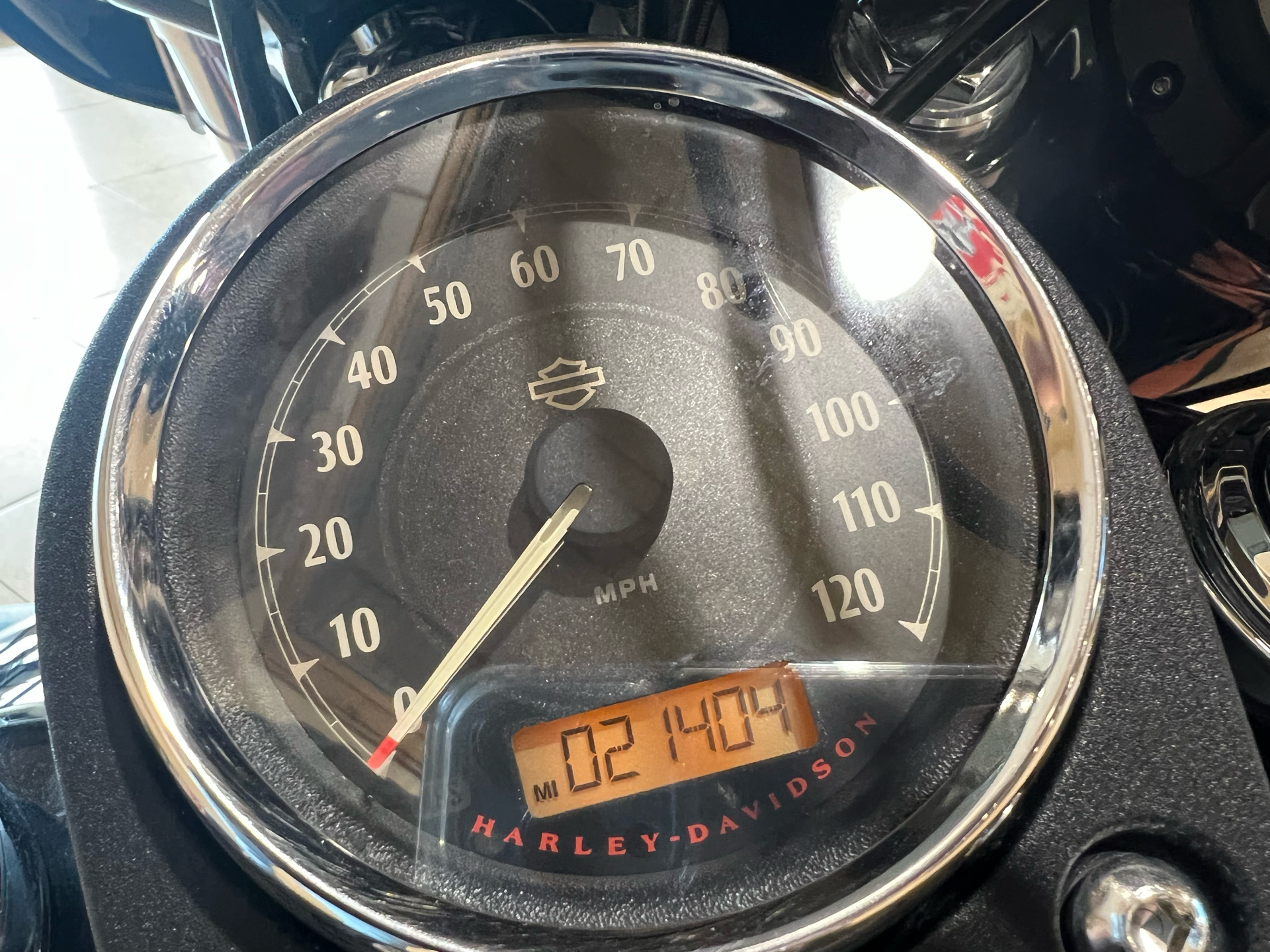 2016 Harley-Davidson Street Bob® in Pasadena, Texas - Photo 5