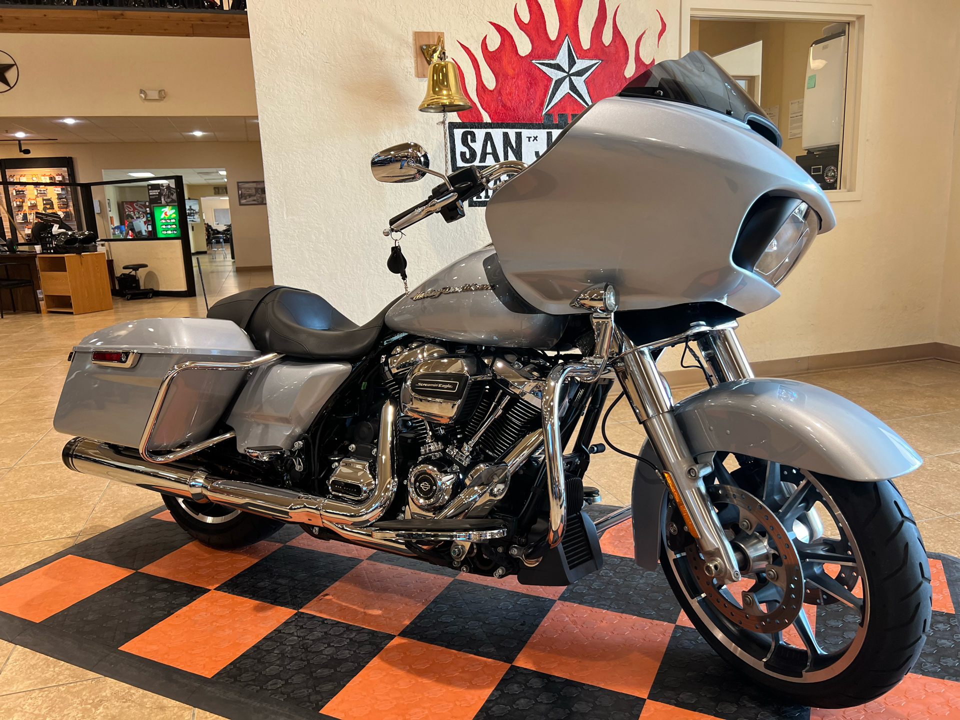 2020 Harley-Davidson Road Glide® in Pasadena, Texas - Photo 2