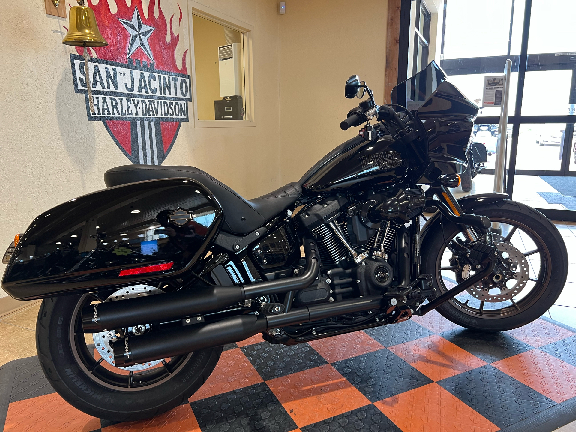 2023 Harley-Davidson Low Rider® ST in Pasadena, Texas - Photo 3