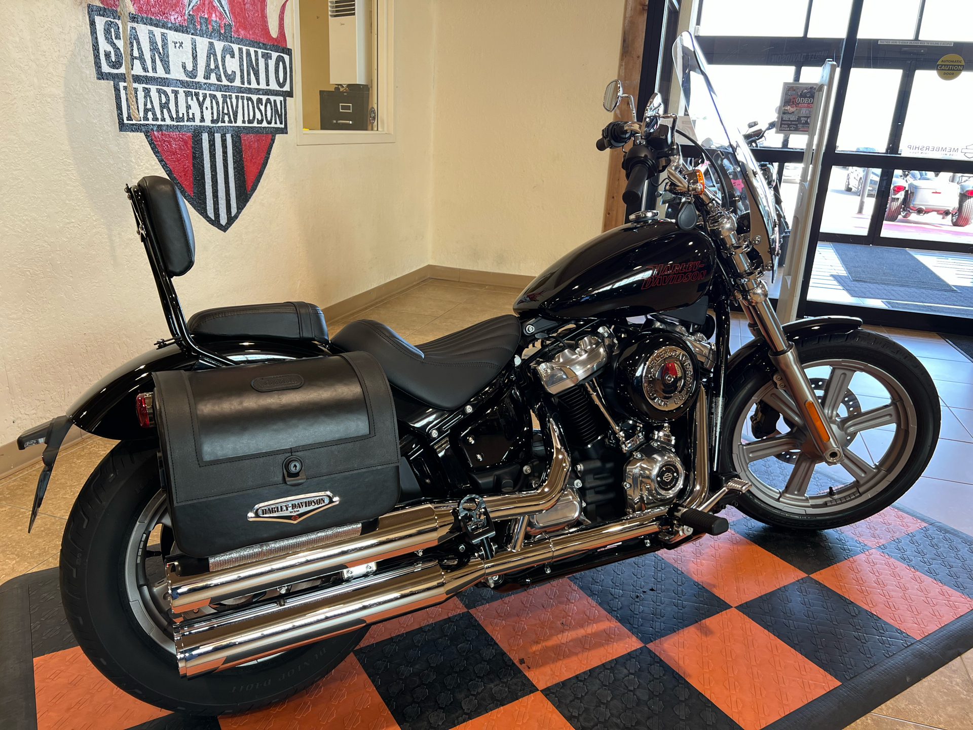 2023 Harley-Davidson Softail® Standard in Pasadena, Texas - Photo 3