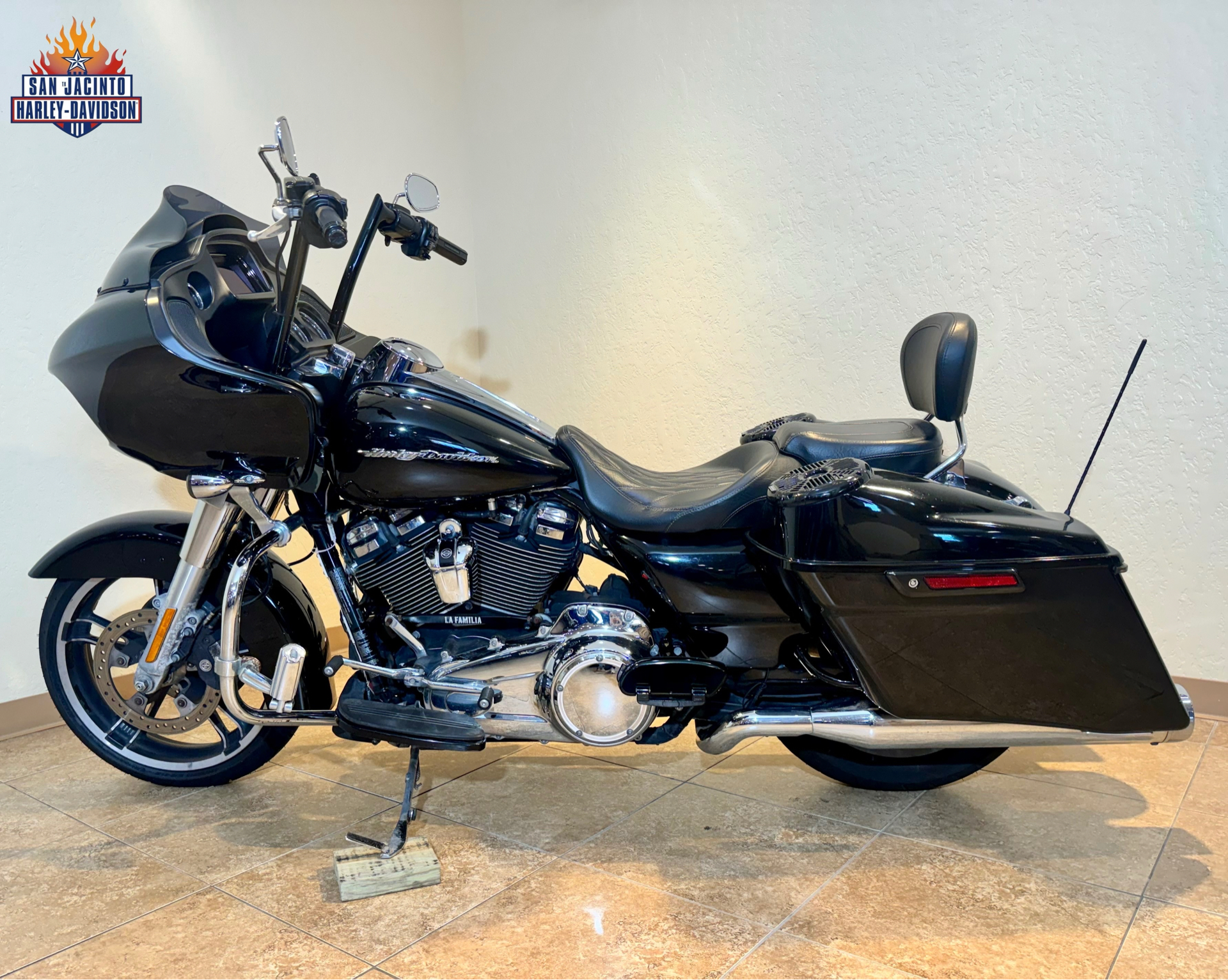 2019 Harley-Davidson Road Glide® in Pasadena, Texas - Photo 8