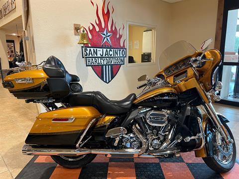 2015 Harley-Davidson CVO™ Limited in Pasadena, Texas - Photo 1