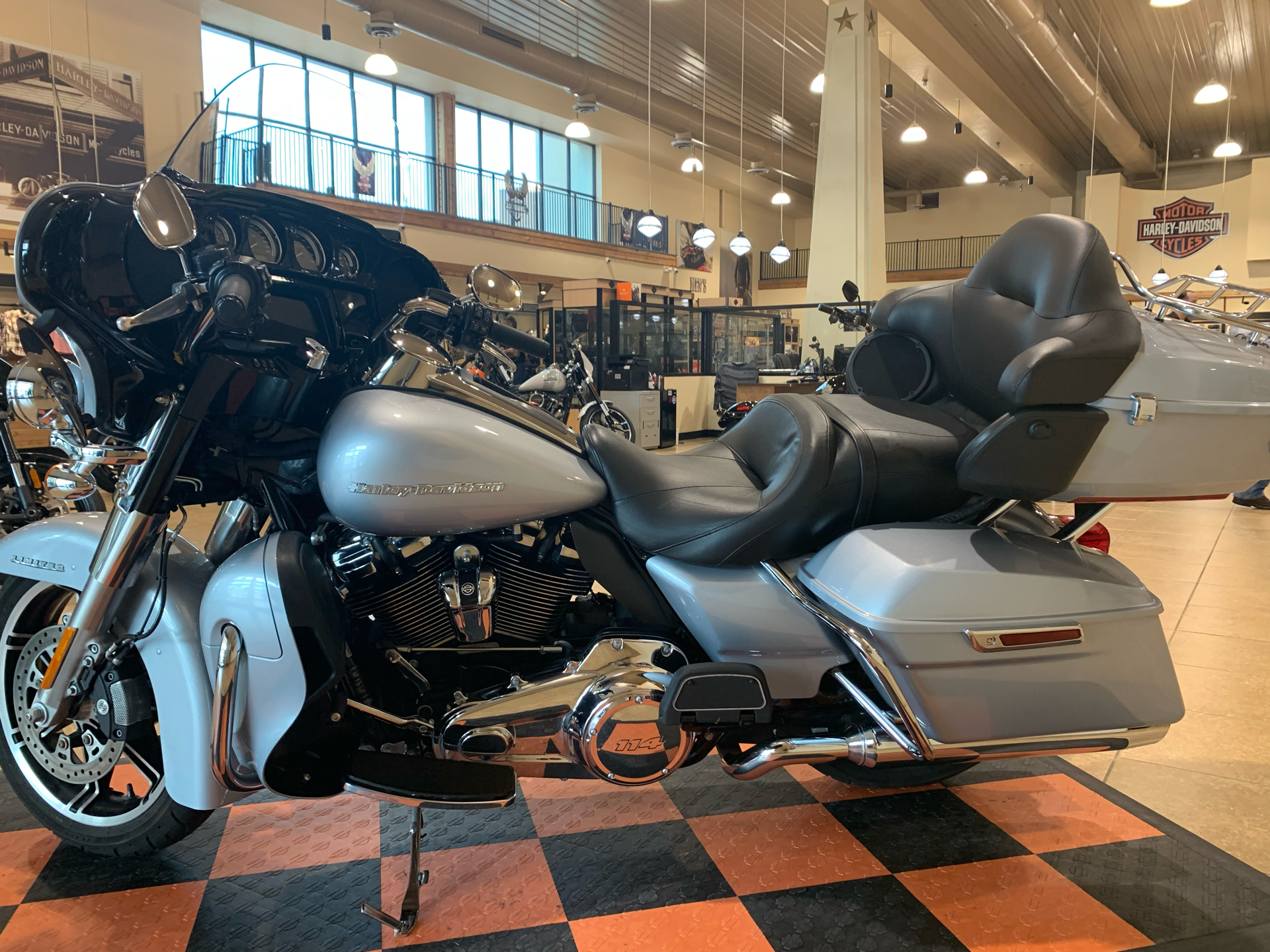 2020 Harley-Davidson Ultra Limited in Pasadena, Texas - Photo 4