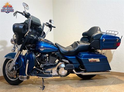 2006 Harley-Davidson Ultra Classic® Electra Glide® in Pasadena, Texas - Photo 2