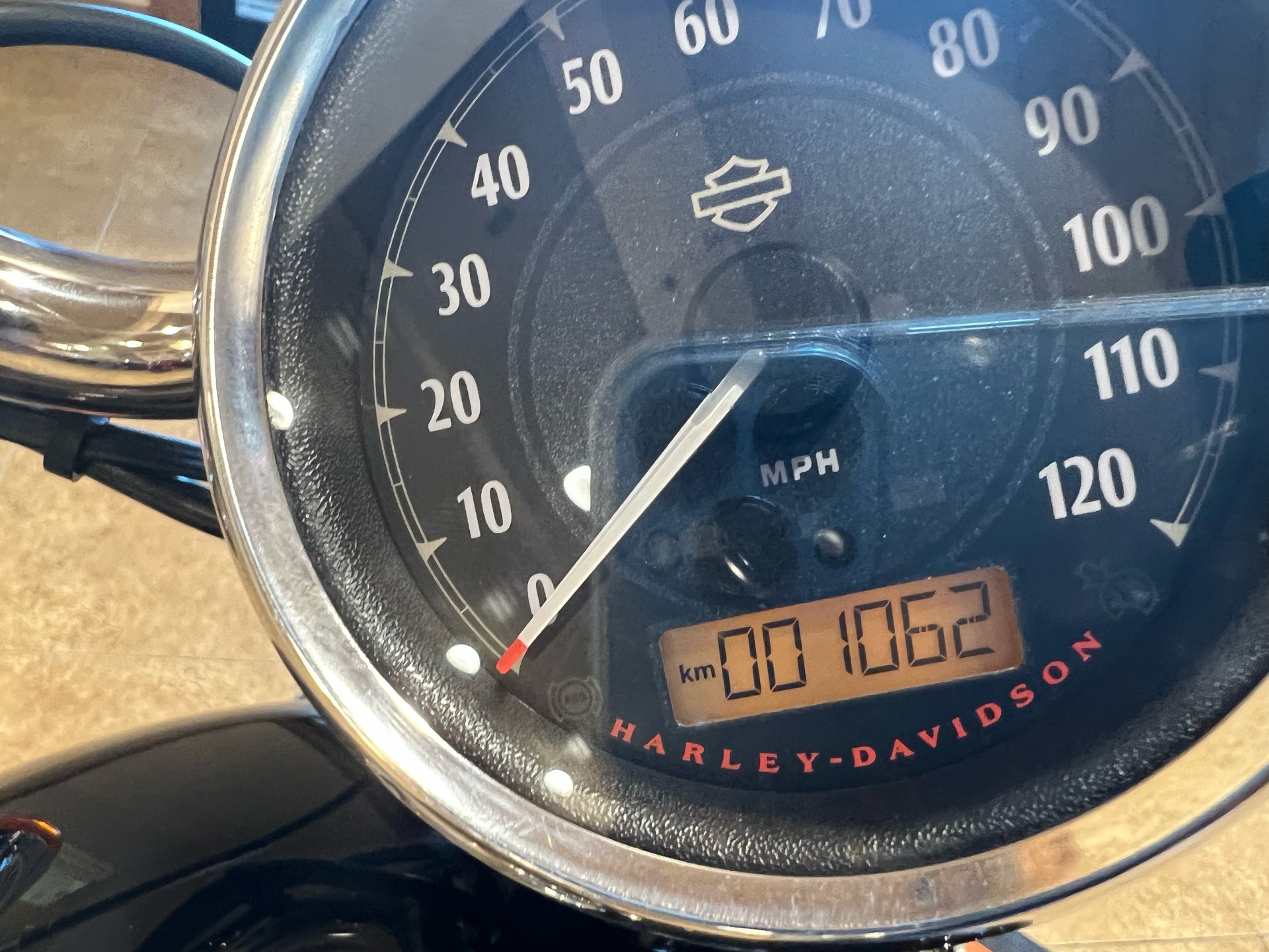2014 Harley-Davidson 1200 Custom in Pasadena, Texas - Photo 5