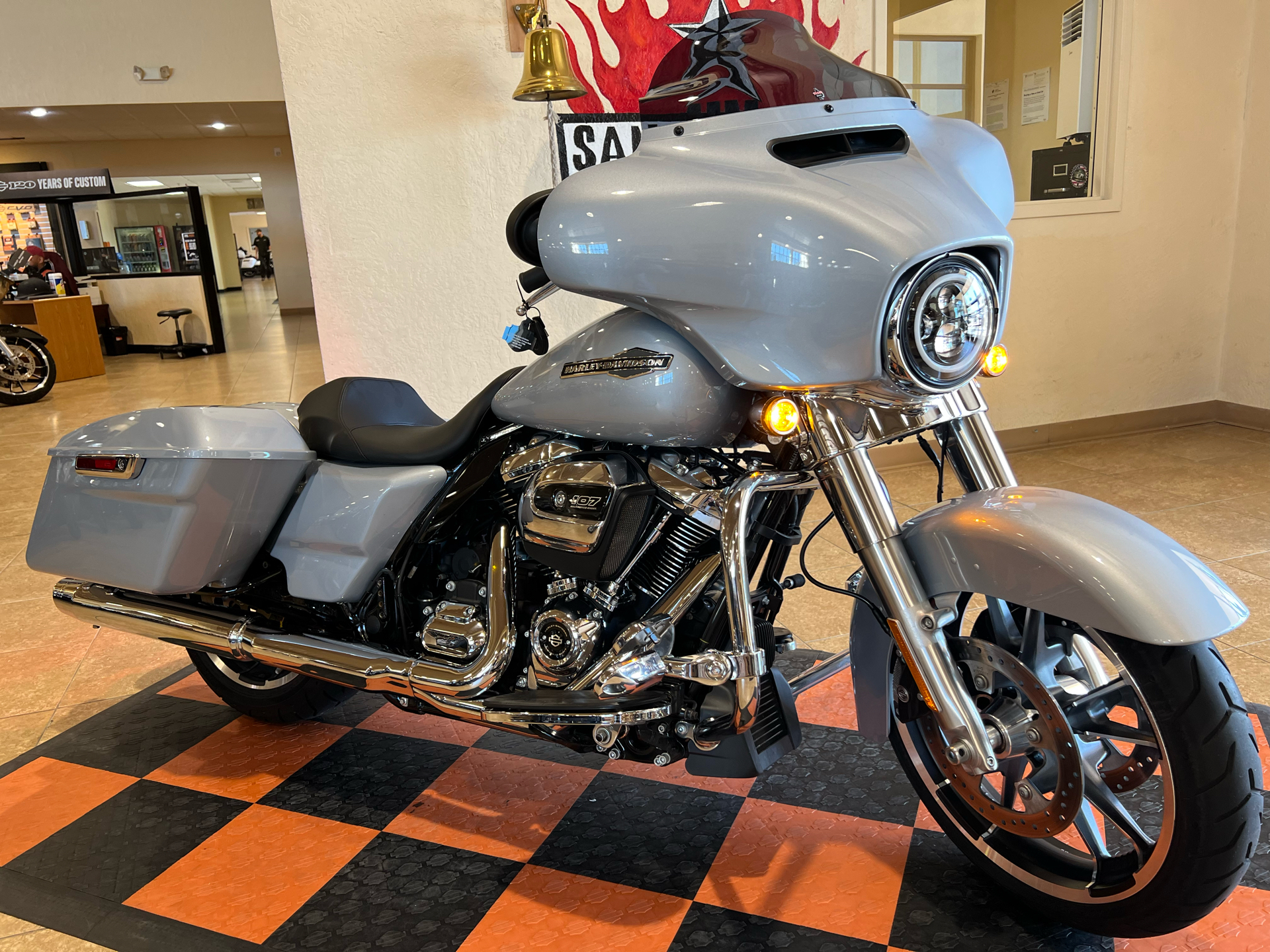 2023 Harley-Davidson Street Glide® in Pasadena, Texas - Photo 2