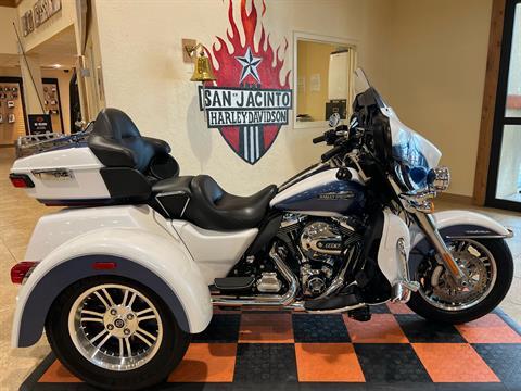 2015 Harley-Davidson Tri Glide® Ultra in Pasadena, Texas - Photo 1