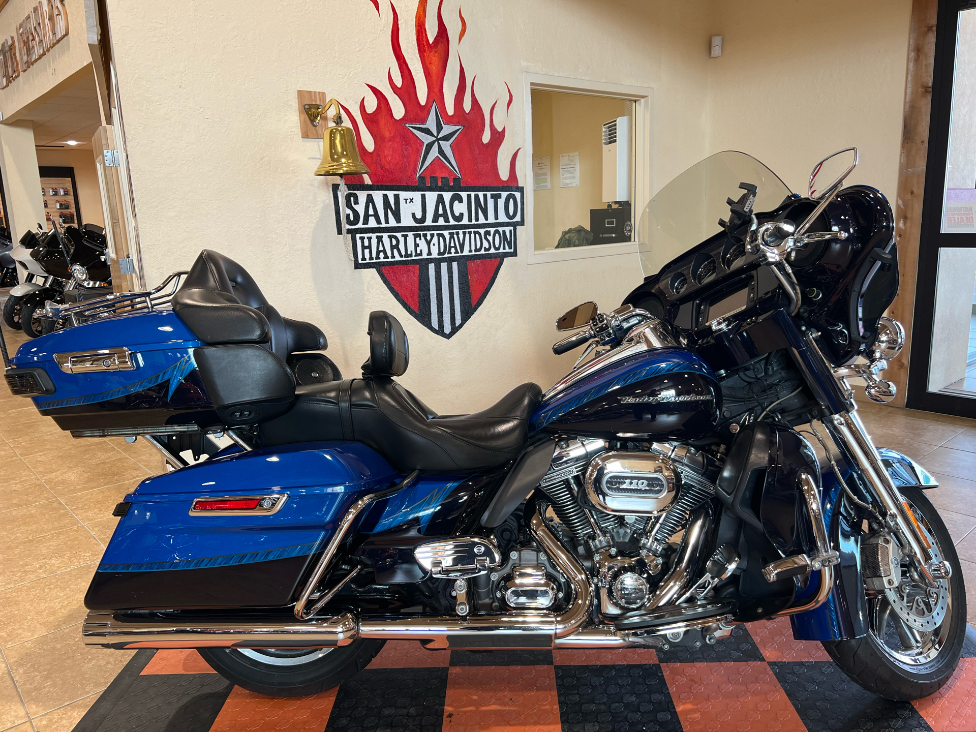 2014 Harley-Davidson CVO™ Limited in Pasadena, Texas - Photo 1