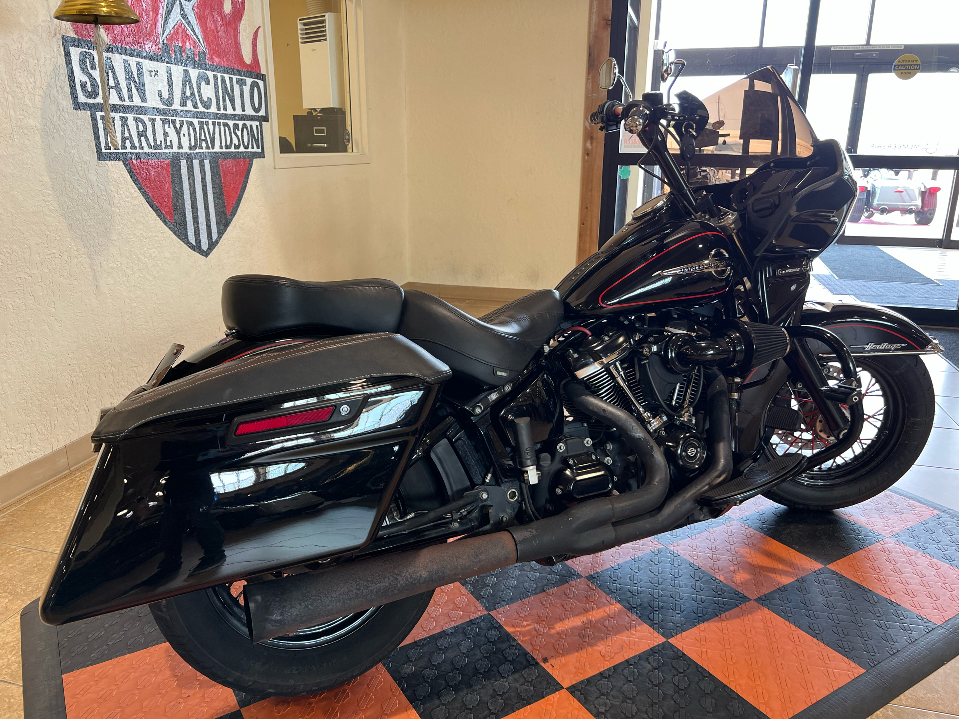 2019 Harley-Davidson Heritage Classic 114 in Pasadena, Texas - Photo 3