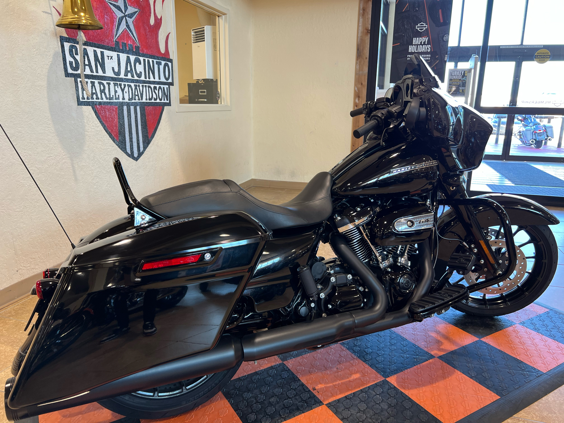2019 Harley-Davidson Street Glide® Special in Pasadena, Texas - Photo 3