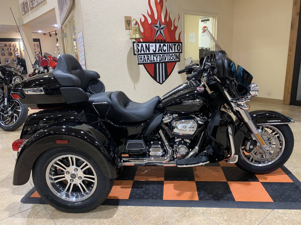 harley tri glide price