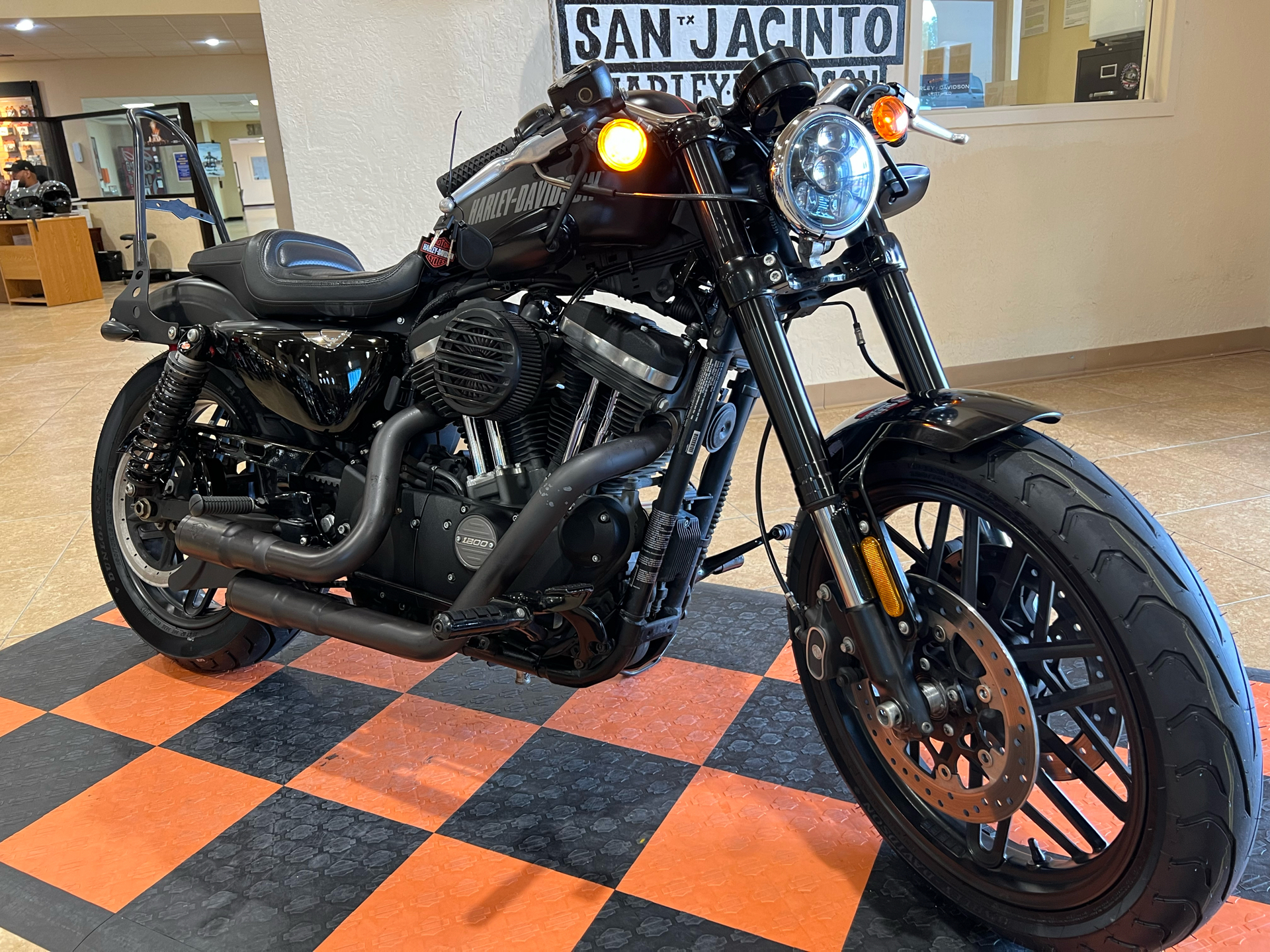 2017 Harley-Davidson Roadster™ in Pasadena, Texas - Photo 2
